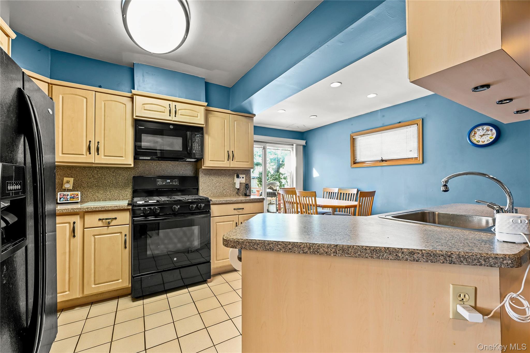 Single Family 189th  Queens, NY 11366, MLS-958575-4