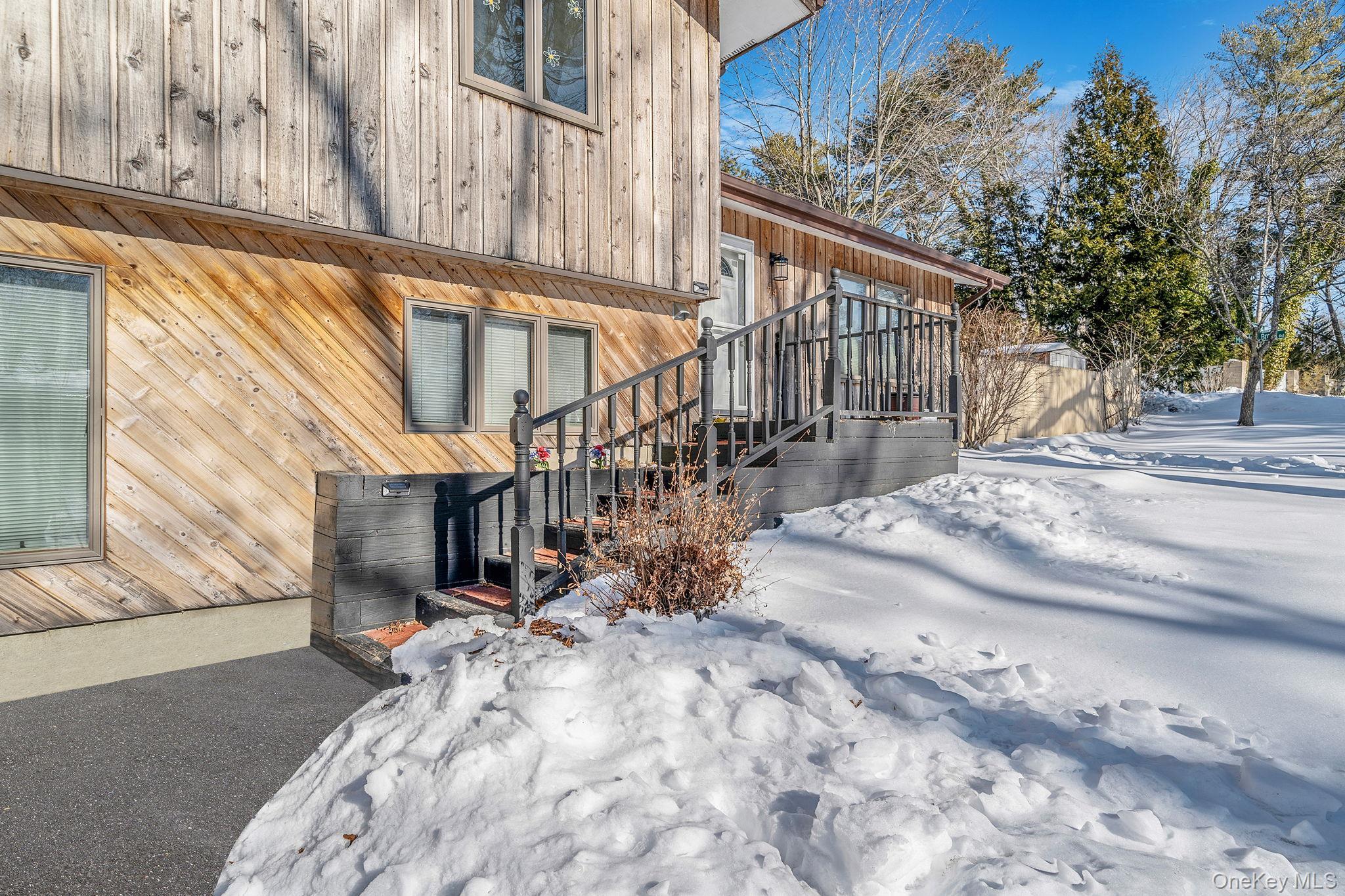 Single Family Hempstead  Suffolk County, NY 11789, MLS-958580-19