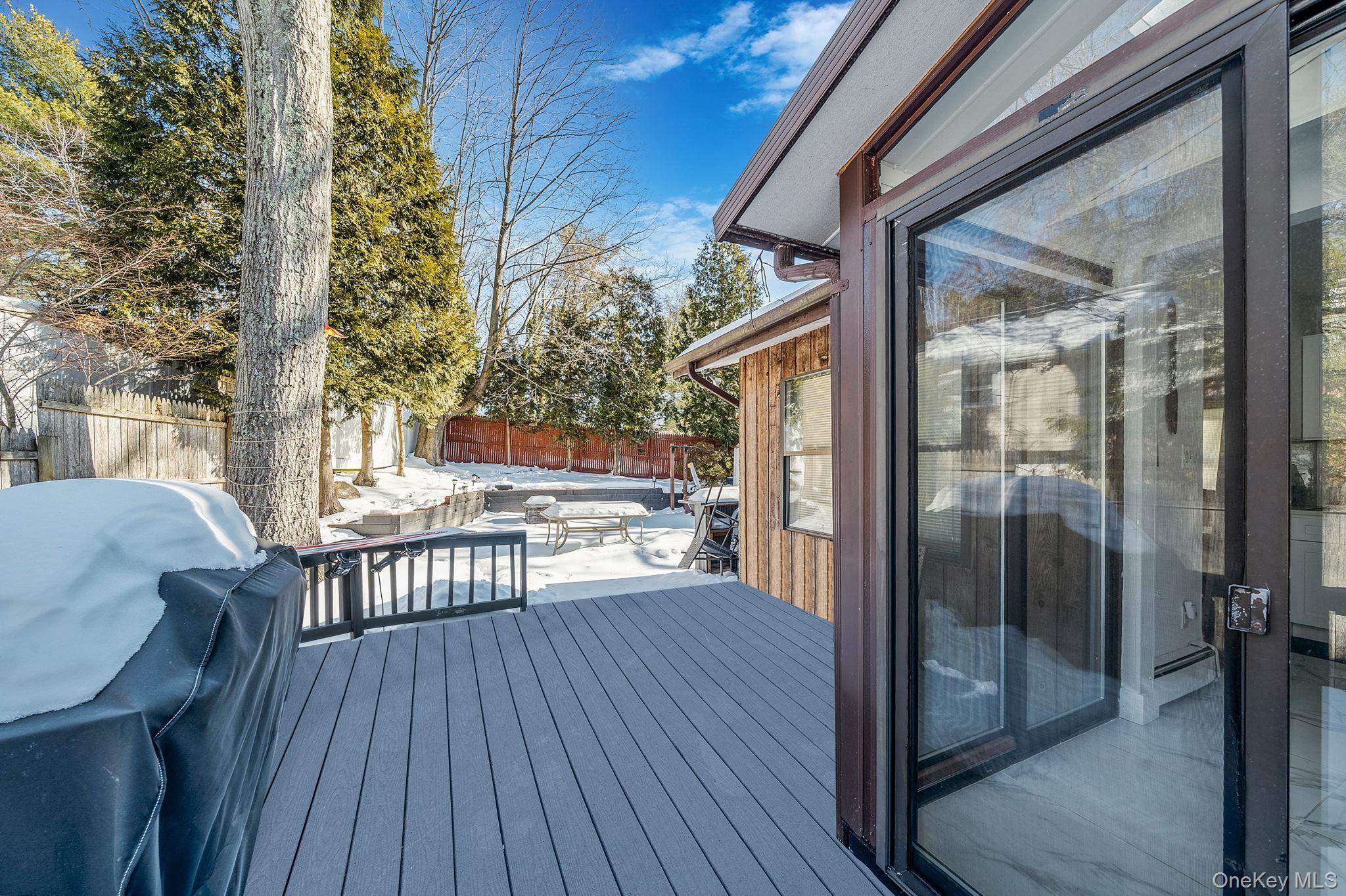 Single Family Hempstead  Suffolk County, NY 11789, MLS-958580-26