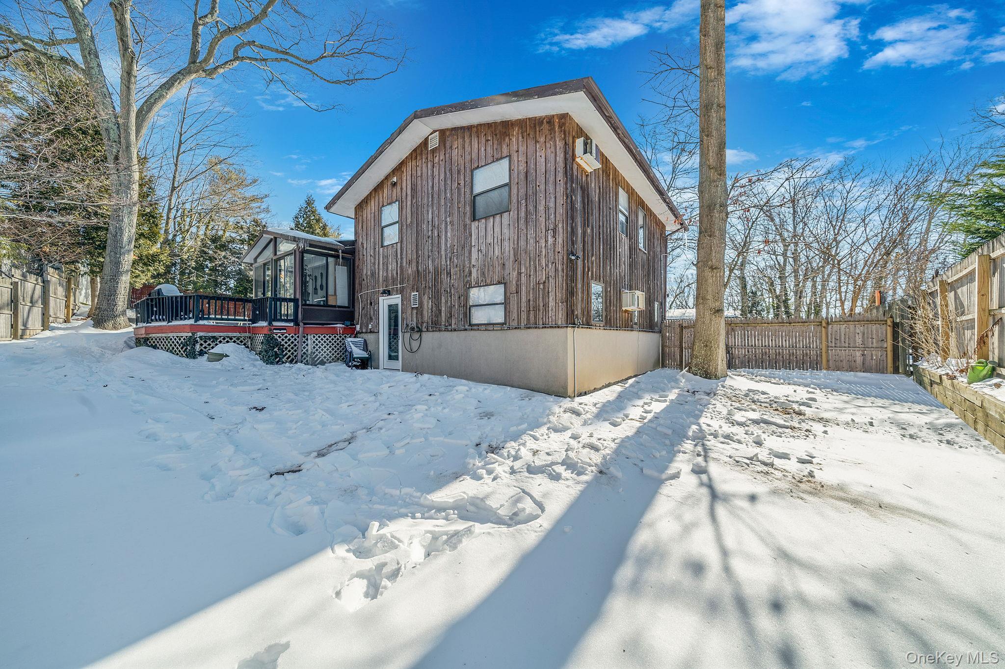 Single Family Hempstead  Suffolk County, NY 11789, MLS-958580-31