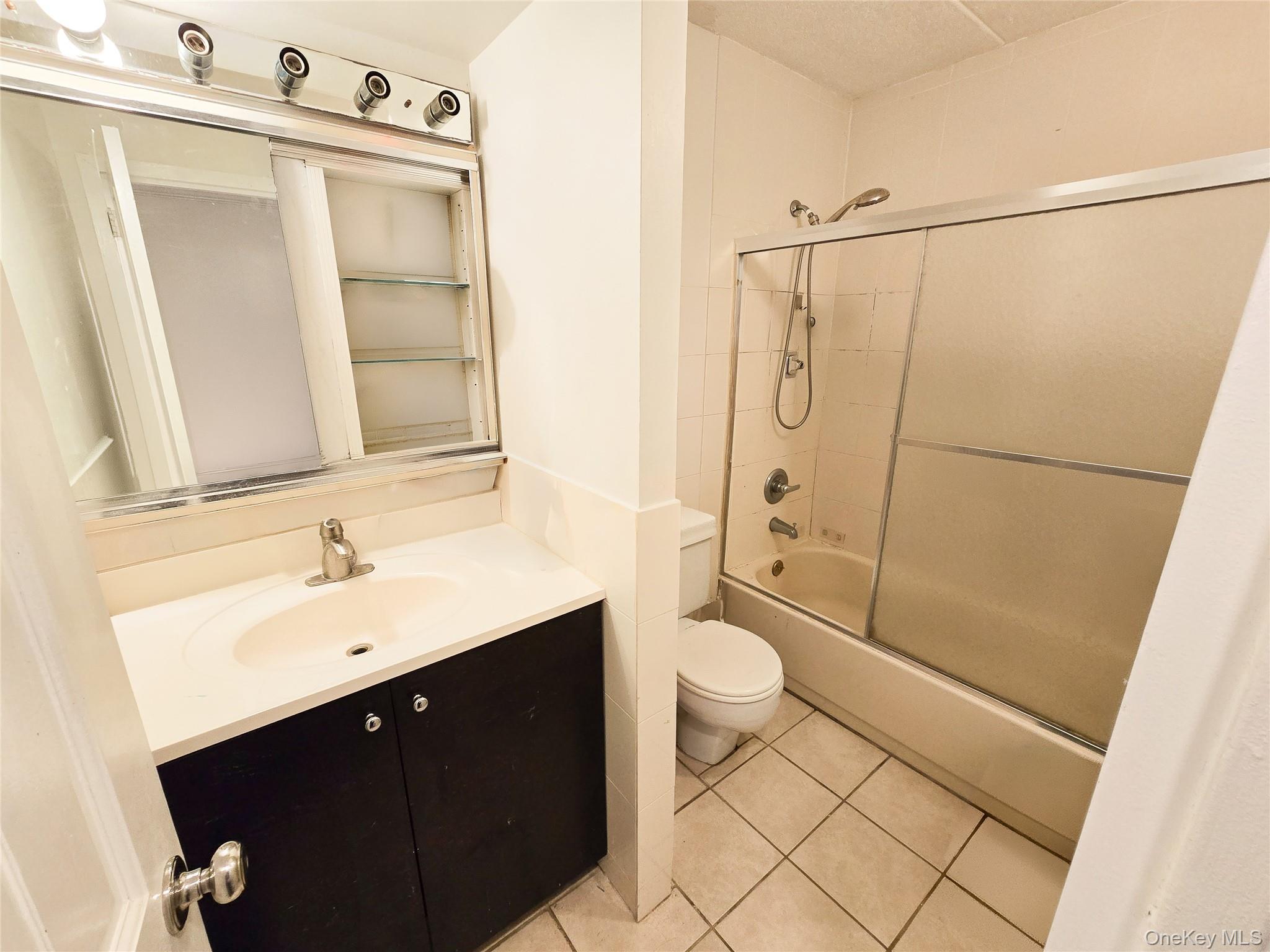 Condo 147th  Queens, NY 11354, MLS-958582-11