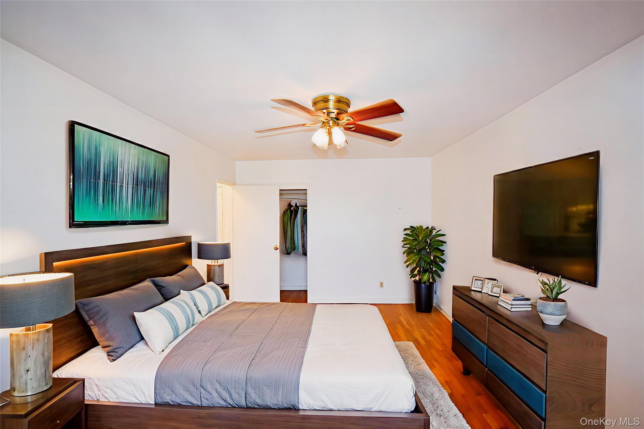 Coop Midland  Westchester County, NY 10704, MLS-958593-8