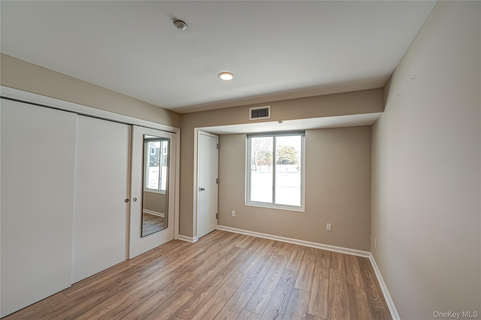 Coop El Camino Court  Suffolk County, NY 11727, MLS-958637-8