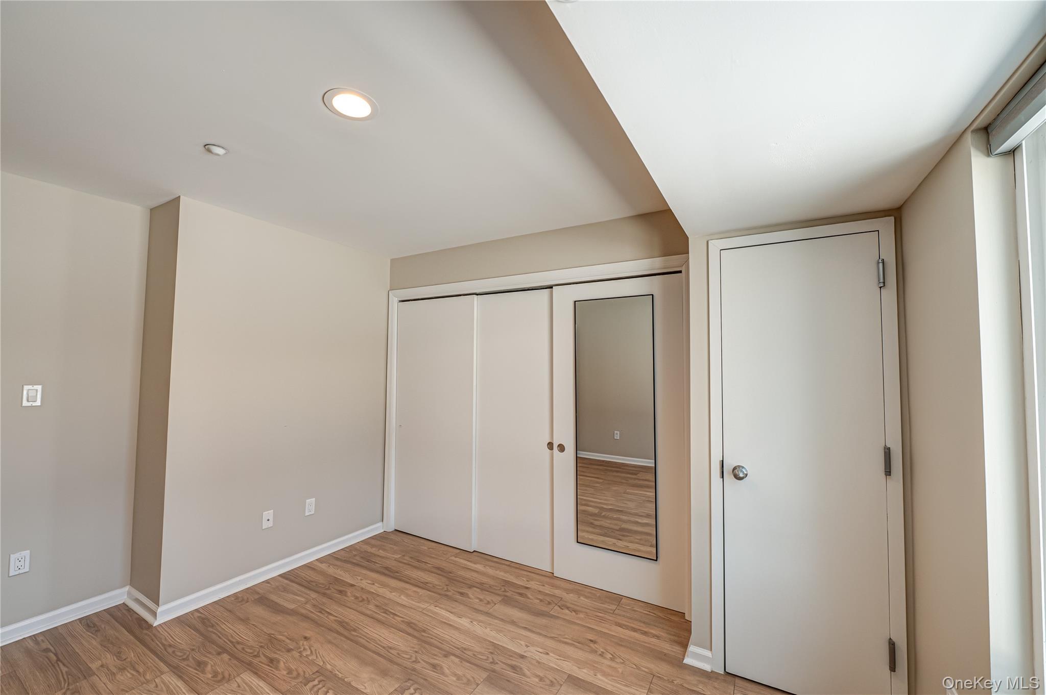 Coop El Camino Court  Suffolk County, NY 11727, MLS-958637-9