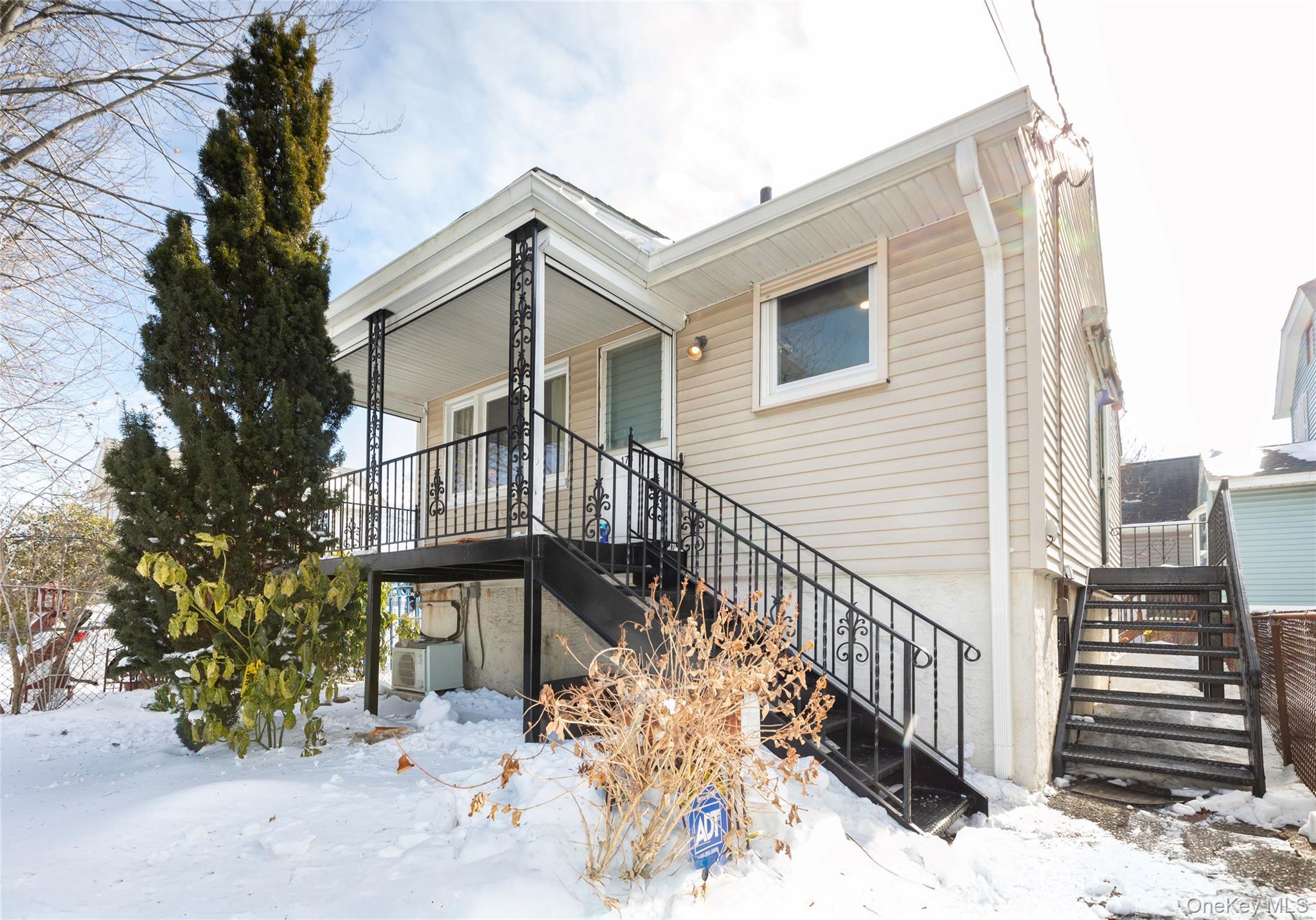 Single Family Beach  Bronx, NY 10464, MLS-958647-12