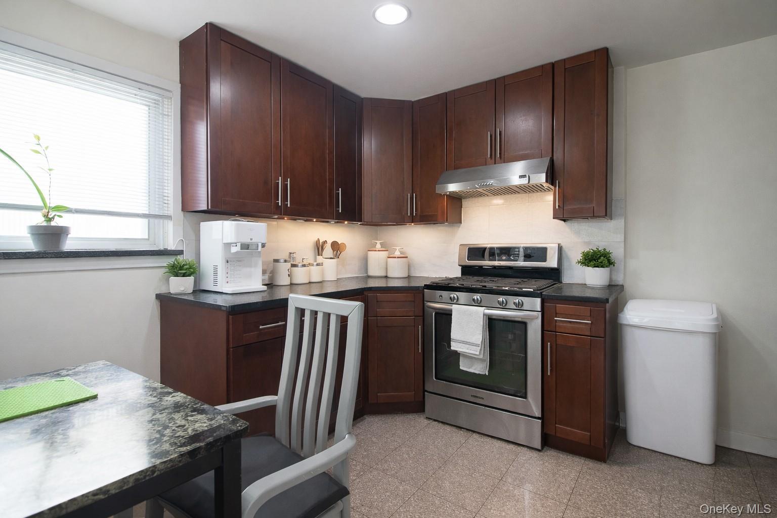 Single Family 33rd  Queens, NY 11354, MLS-958651-11