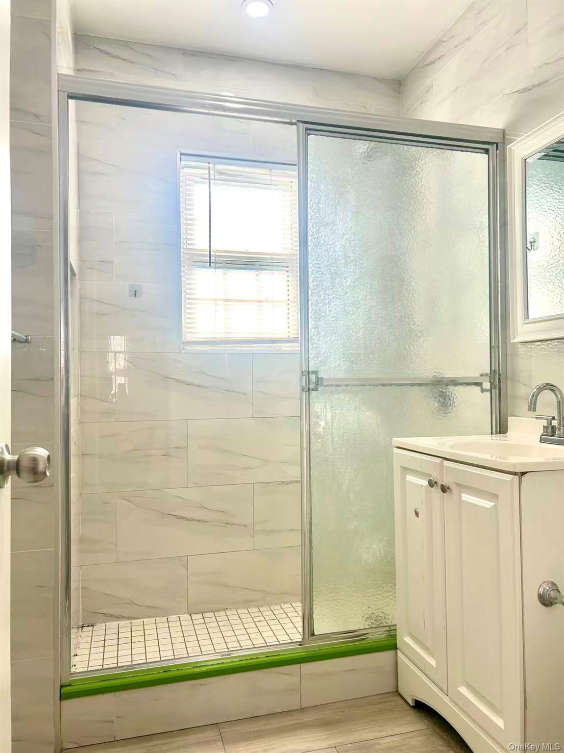 Single Family 33rd  Queens, NY 11354, MLS-958651-4