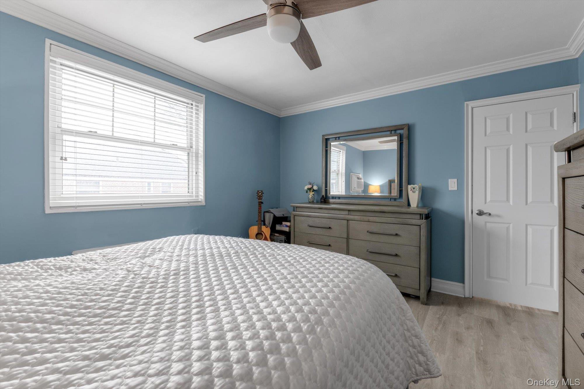 Coop Little Neck Parkway  Queens, NY 11362, MLS-958663-10