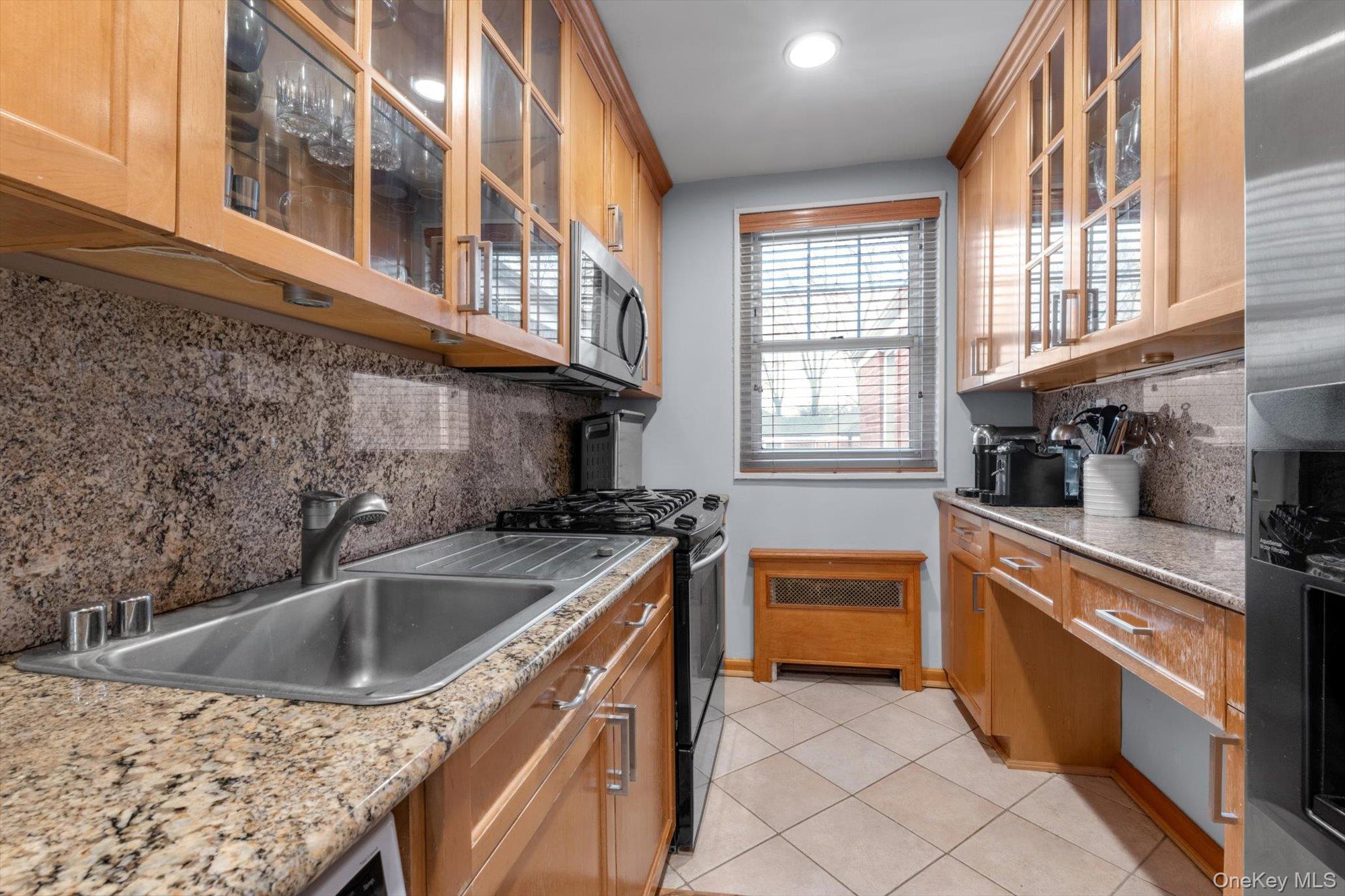 Coop Little Neck Parkway  Queens, NY 11362, MLS-958663-8