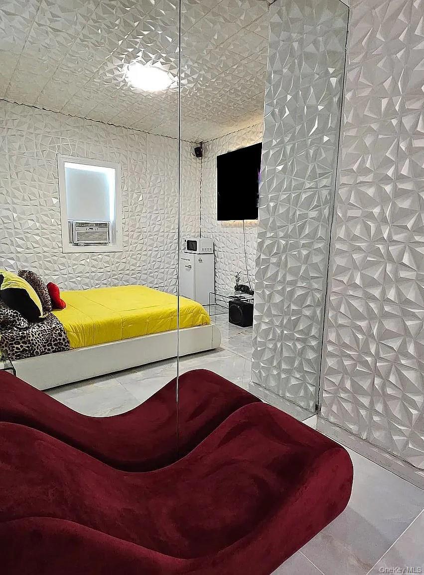 Single Family Pitkin  Queens, NY 11417, MLS-958684-8