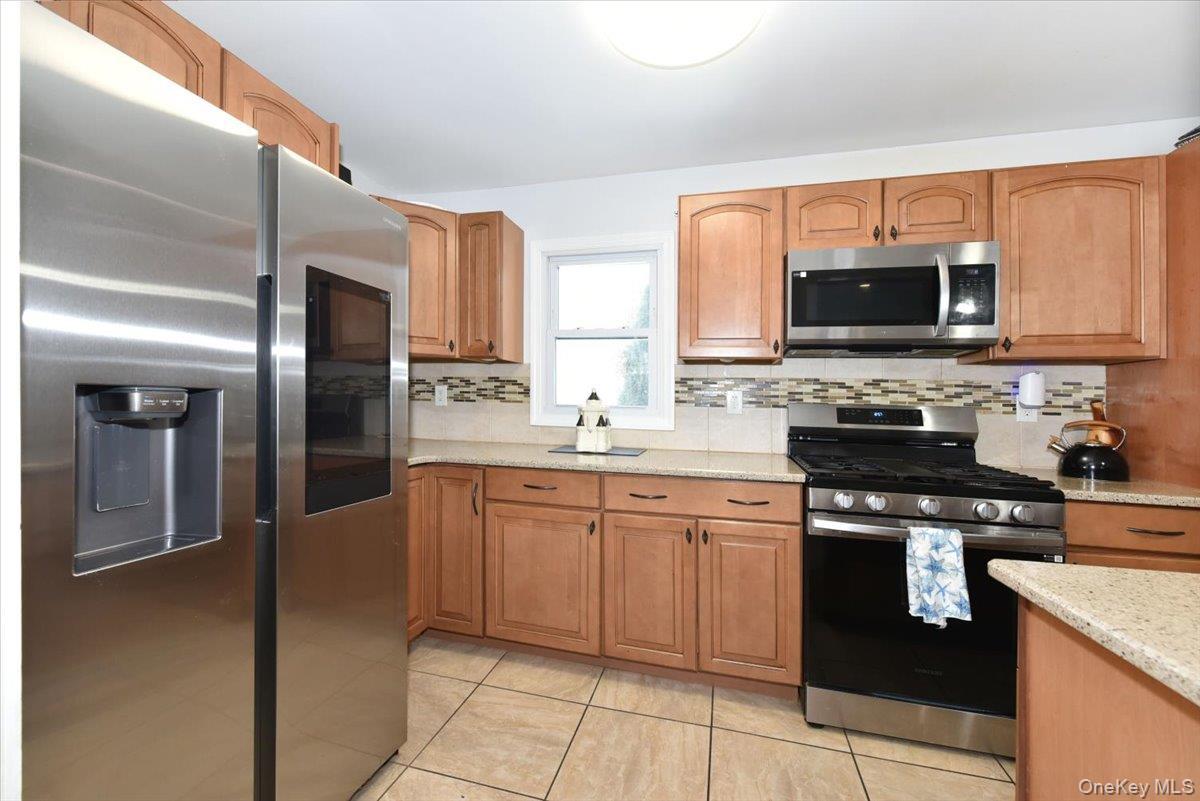 Single Family Arnold  Suffolk County, NY 11953, MLS-958705-12