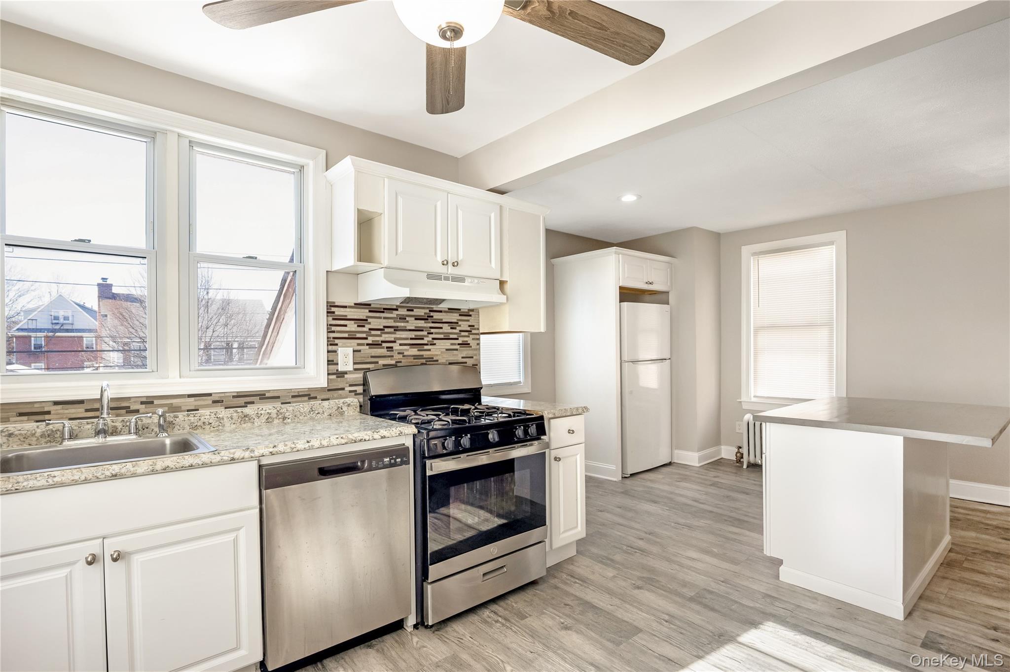 Single Family 151st  Queens, NY 11435, MLS-958708-16