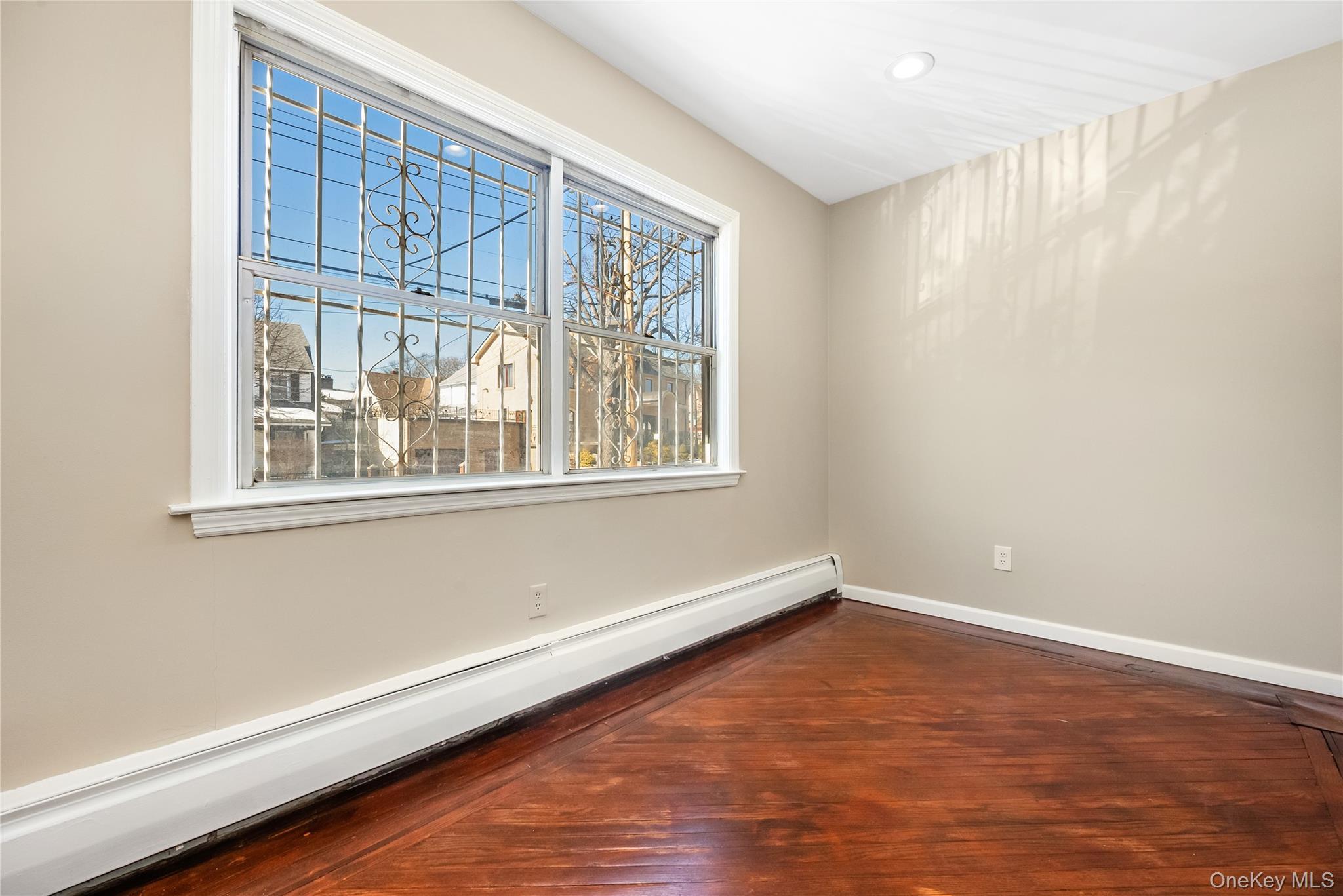 Single Family 151st  Queens, NY 11435, MLS-958708-3