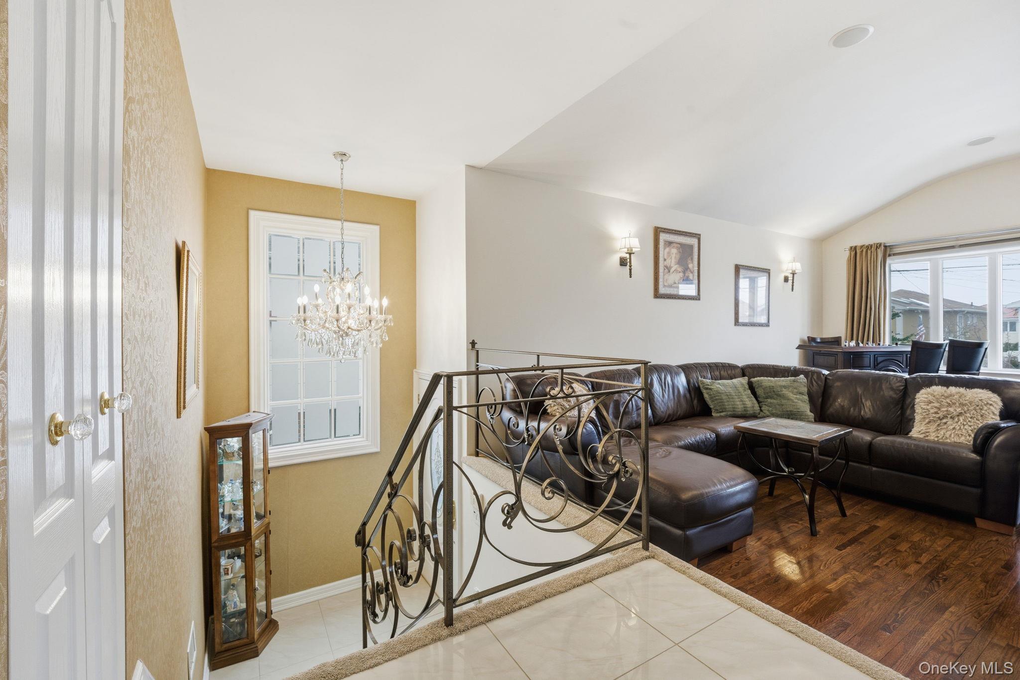 Single Family 85th  Queens, NY 11414, MLS-958713-7