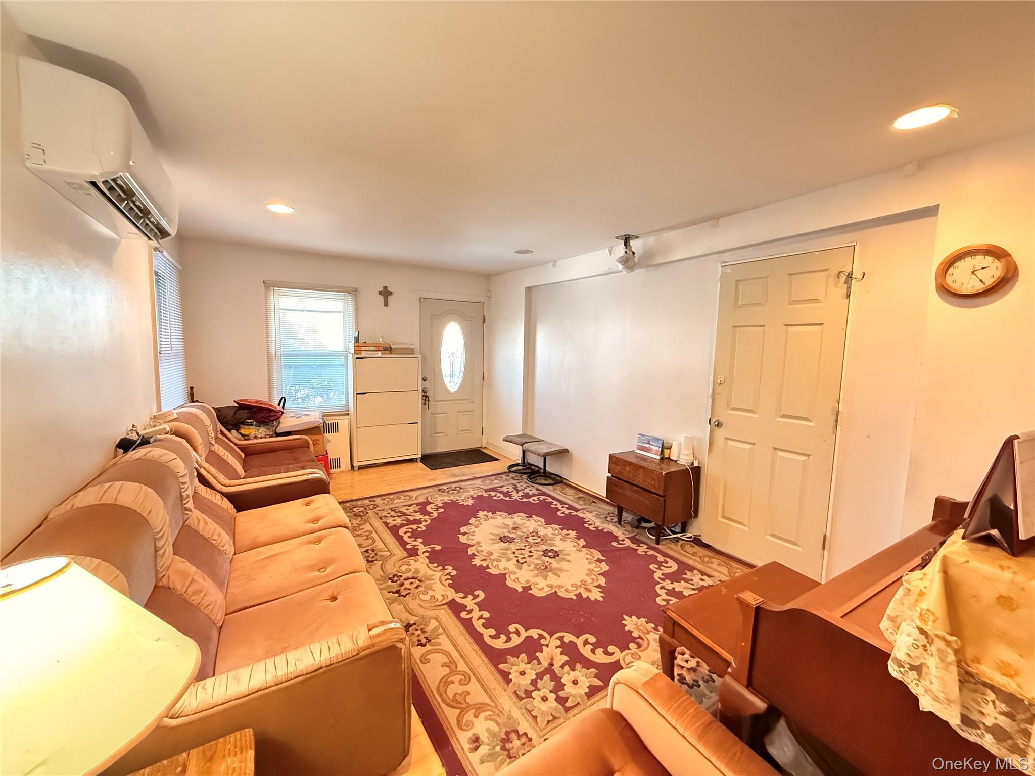 Single Family 61st  Queens, NY 11362, MLS-958730-3