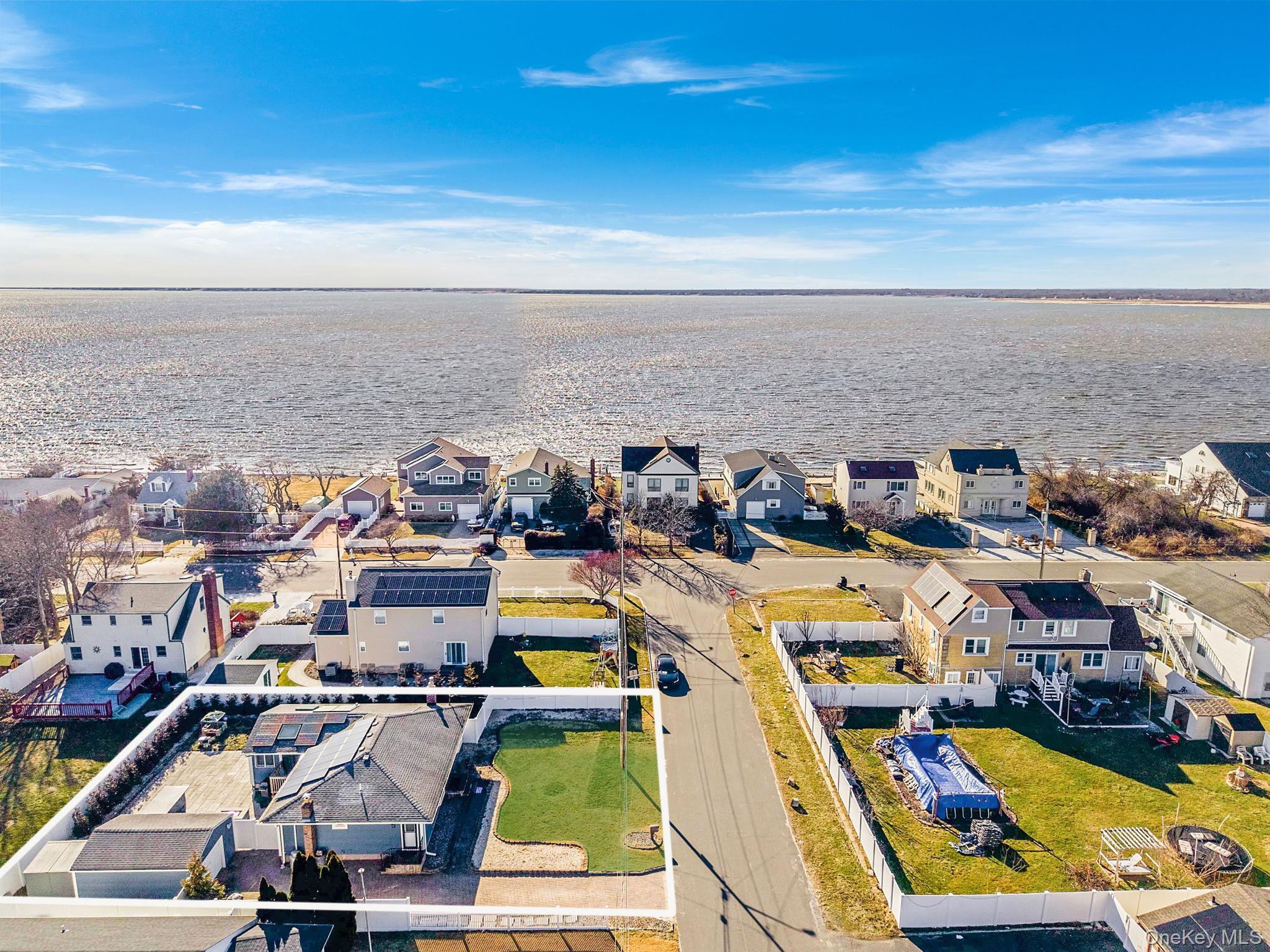 Single Family Rugby  Suffolk County, NY 11967, MLS-958737-33