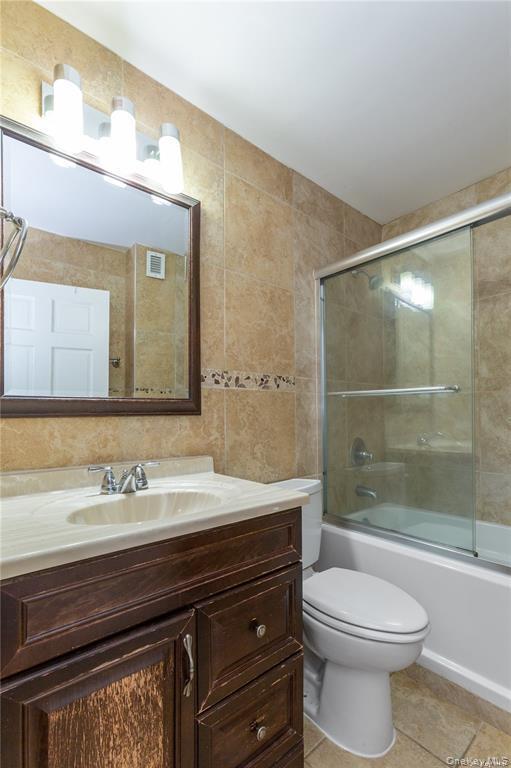 Condo Queens  Queens, NY 11374, MLS-958761-10