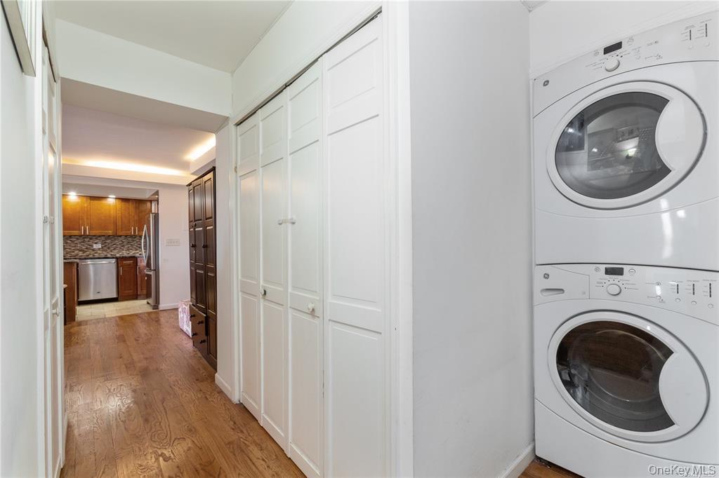 Condo Queens  Queens, NY 11374, MLS-958761-8