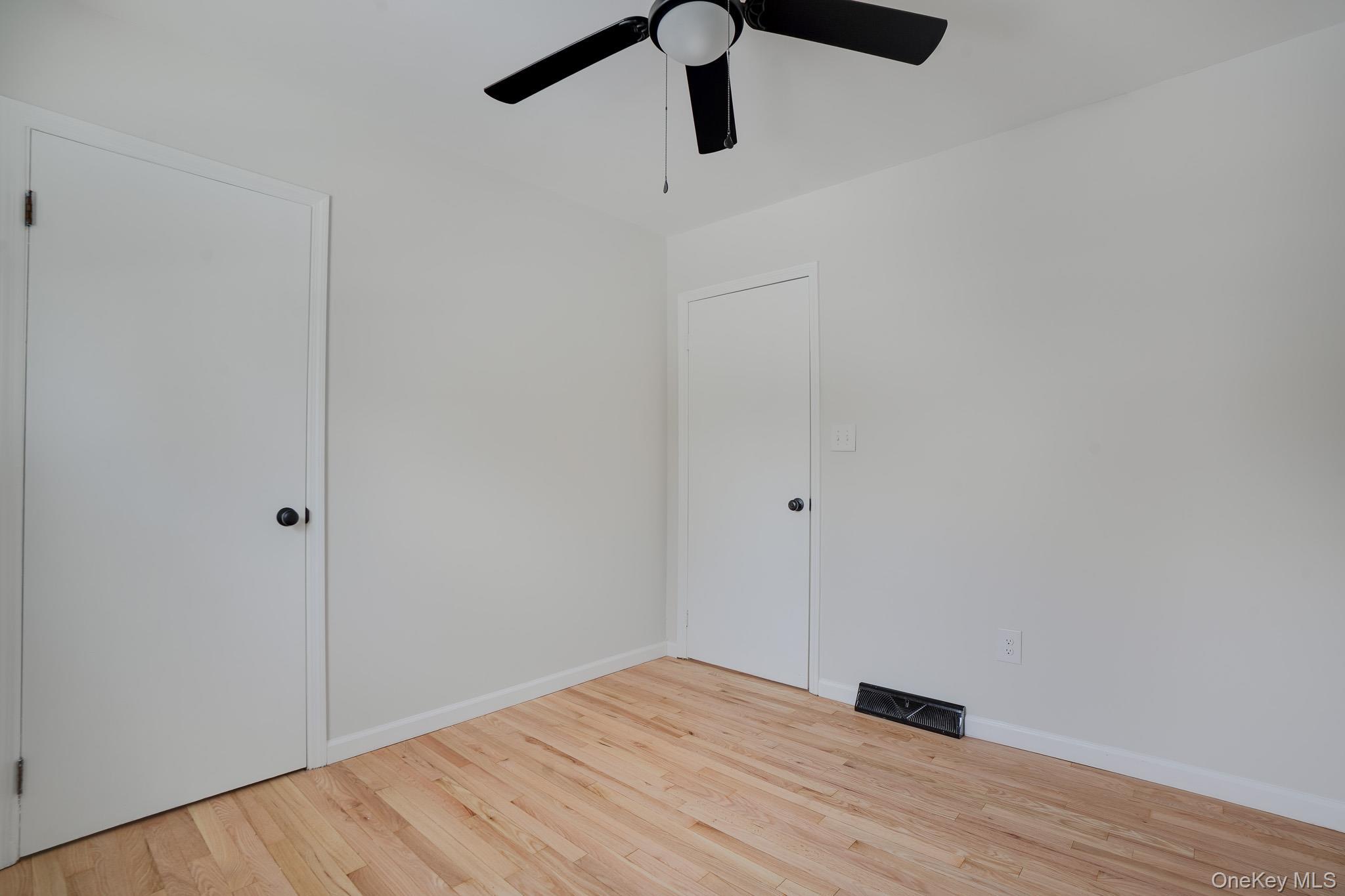 Single Family Twin Arch Orange County, NY 12575, MLS-958762-11