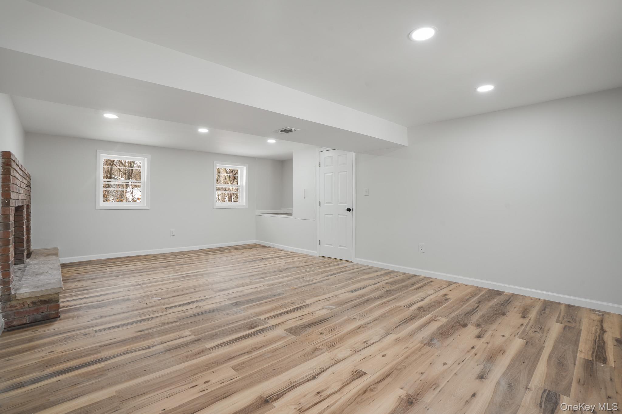 Single Family Twin Arch Orange County, NY 12575, MLS-958762-20