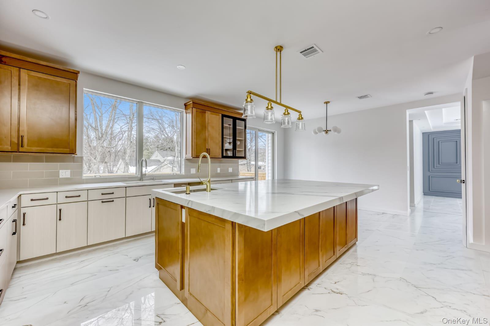 Condo Union  Rockland County, NY 10977, MLS-958801-10