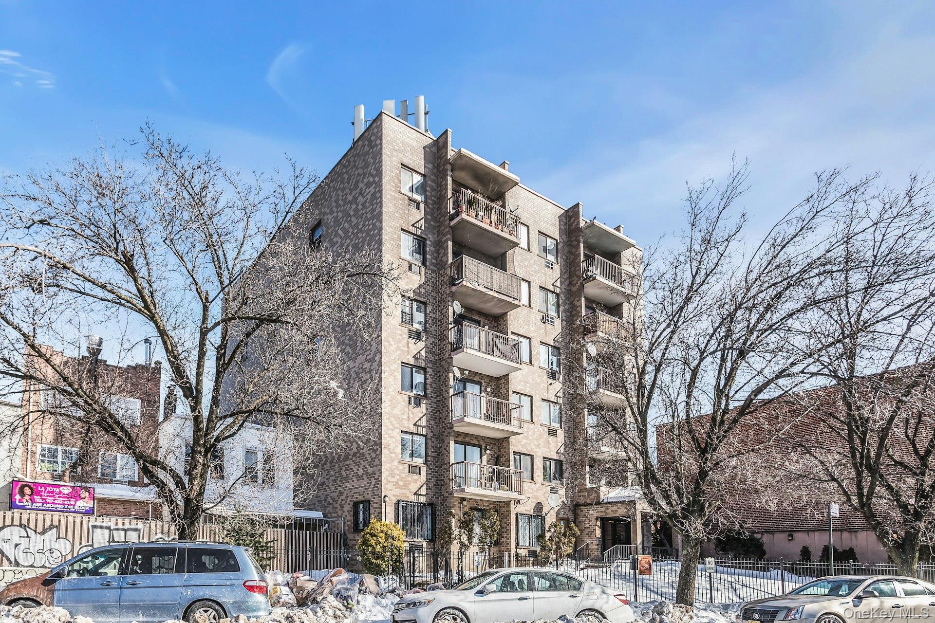 Condo 108th  Queens, NY 11368, MLS-958807-2