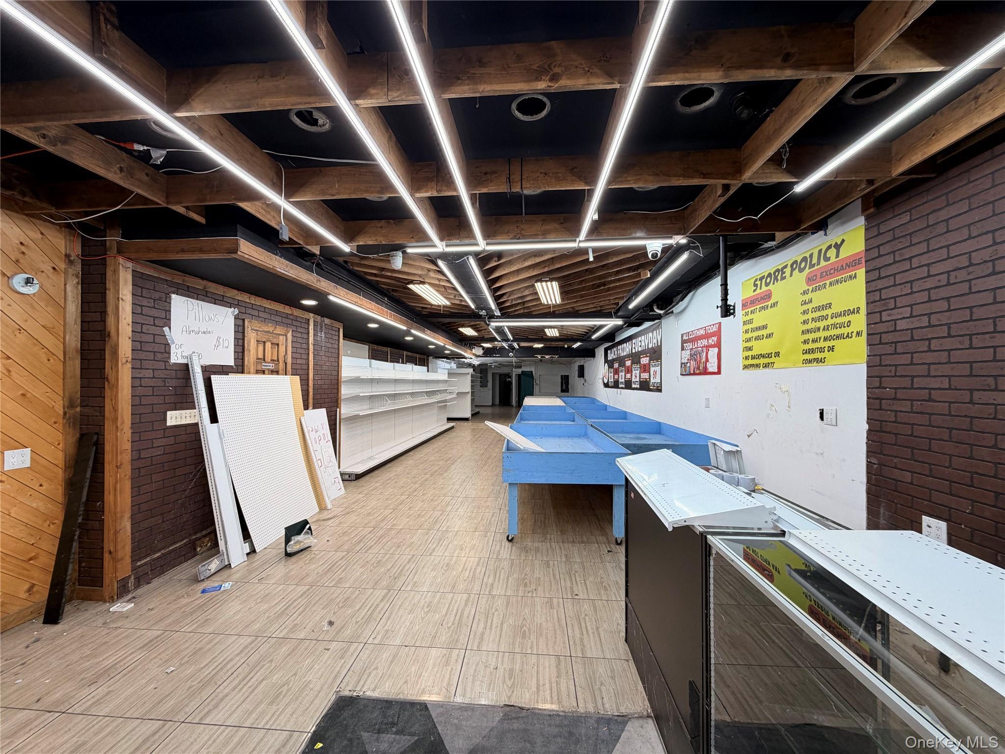 Commercial Lease 198th  Bronx, NY 10458, MLS-958820-12