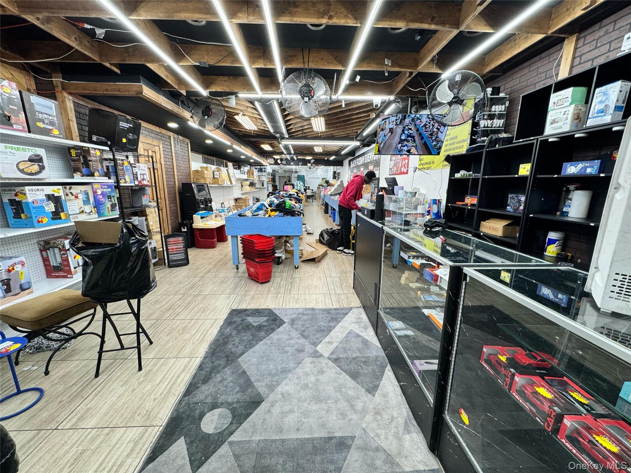 Commercial Lease 198th  Bronx, NY 10458, MLS-958820-5