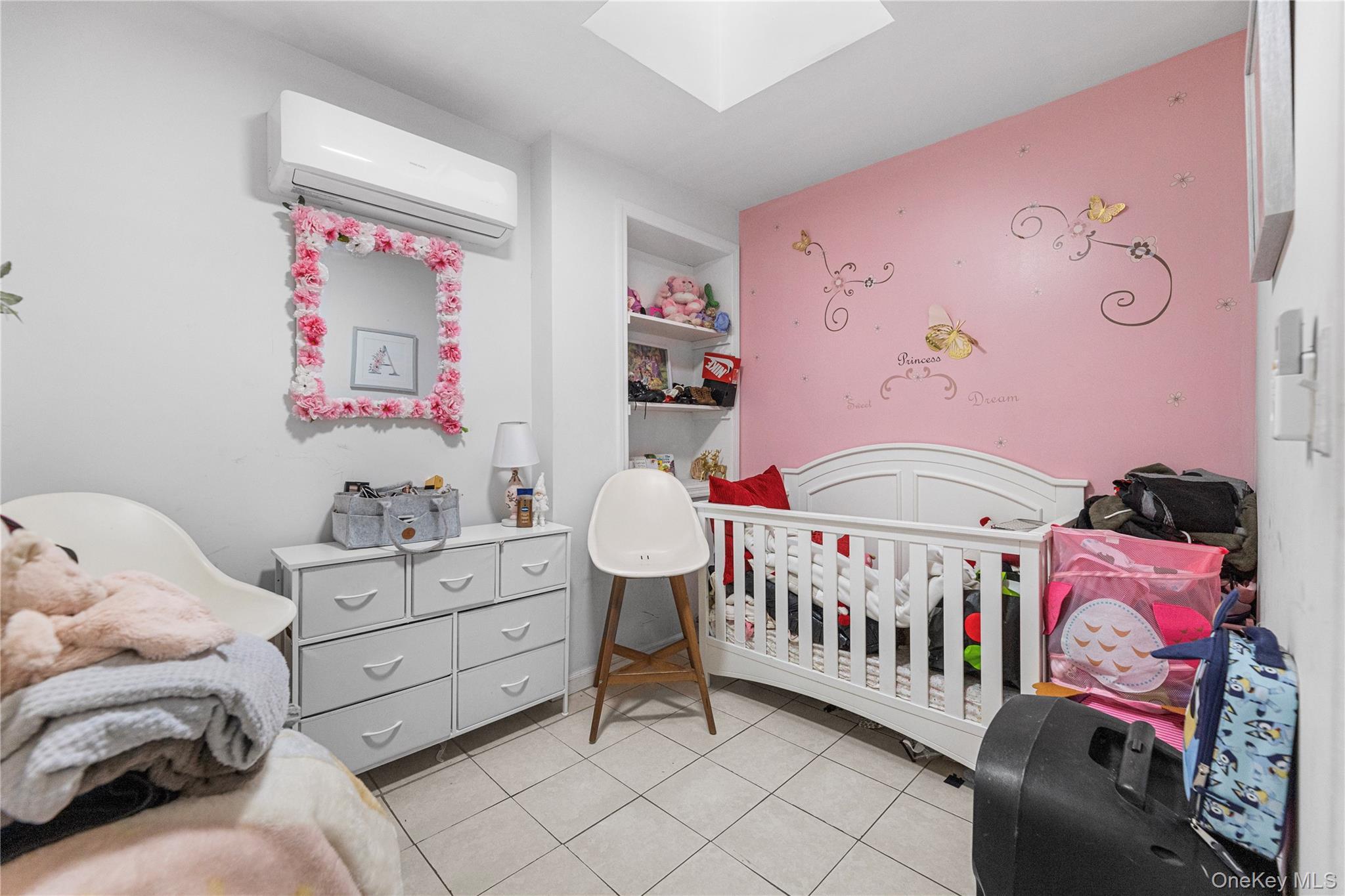 Single Family 216th Bronx, NY 10469, MLS-958823-6