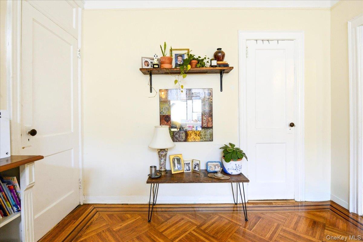 Single Family 60th Queens, NY 11378, MLS-958843-10