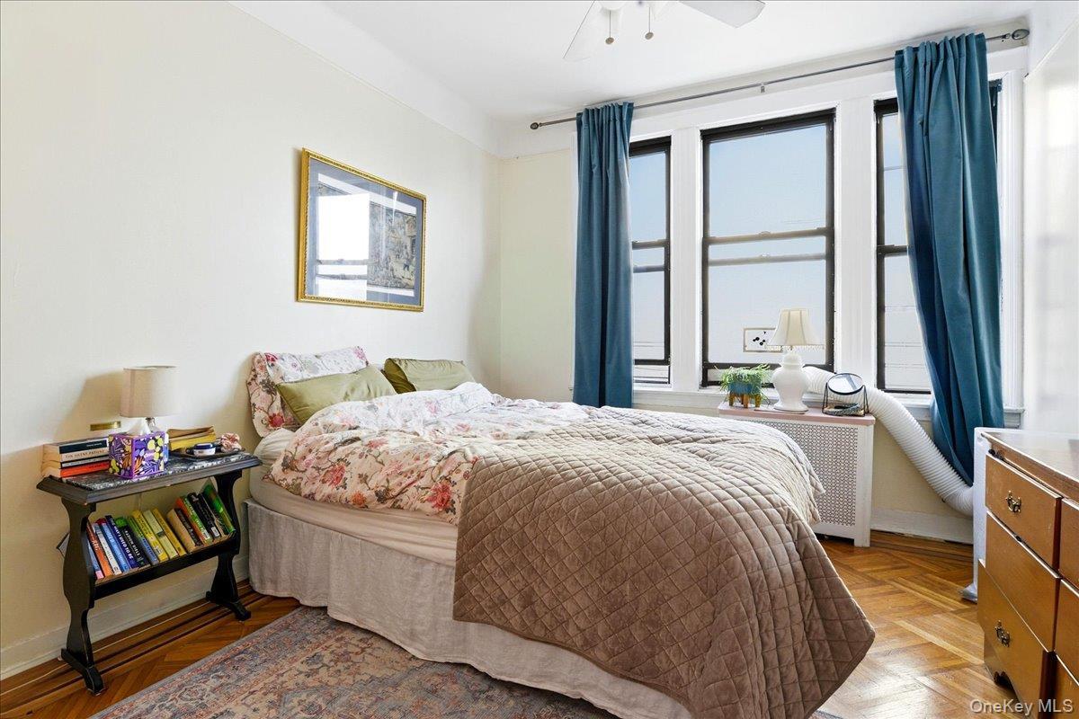 Single Family 60th Queens, NY 11378, MLS-958843-7