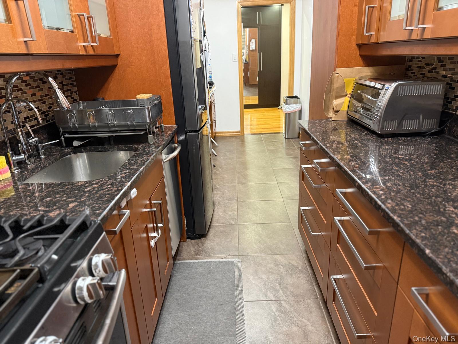 Coop 65th  Queens, NY 11375, MLS-958844-3