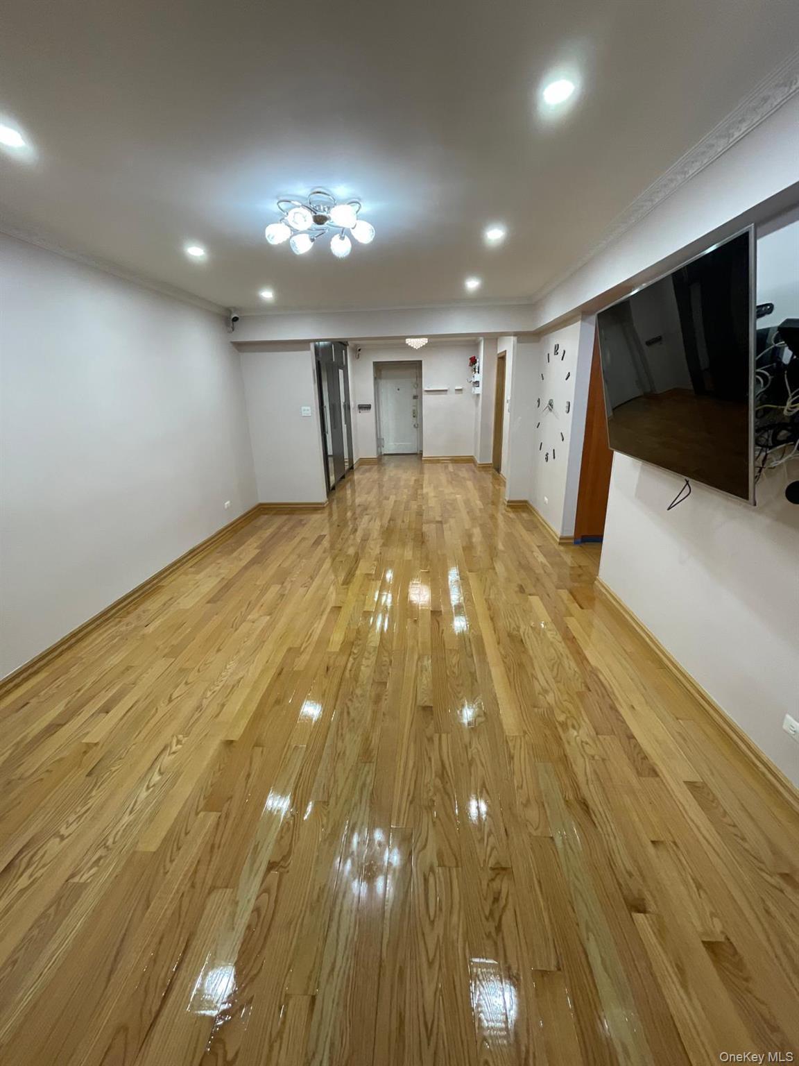 Coop 65th Queens, NY 11375, MLS-958846-5