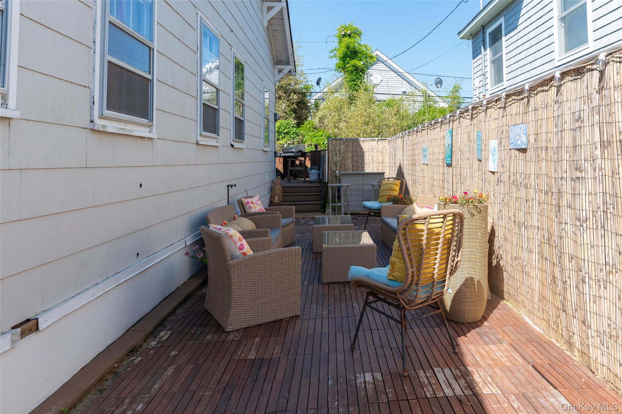 Single Family Cottage Walk Suffolk County, NY 11770, MLS-958869-23