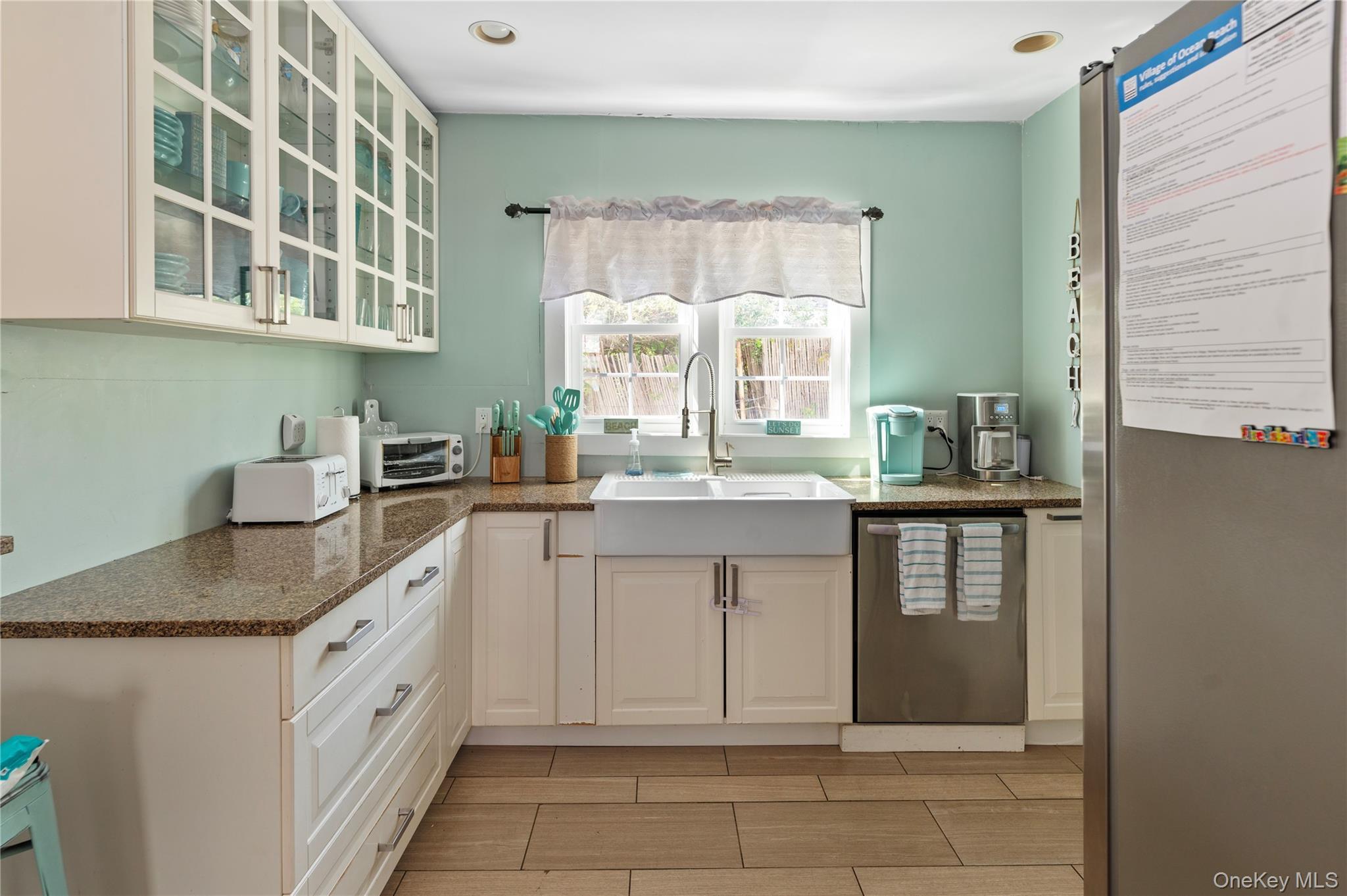 Single Family Cottage Walk Suffolk County, NY 11770, MLS-958869-6