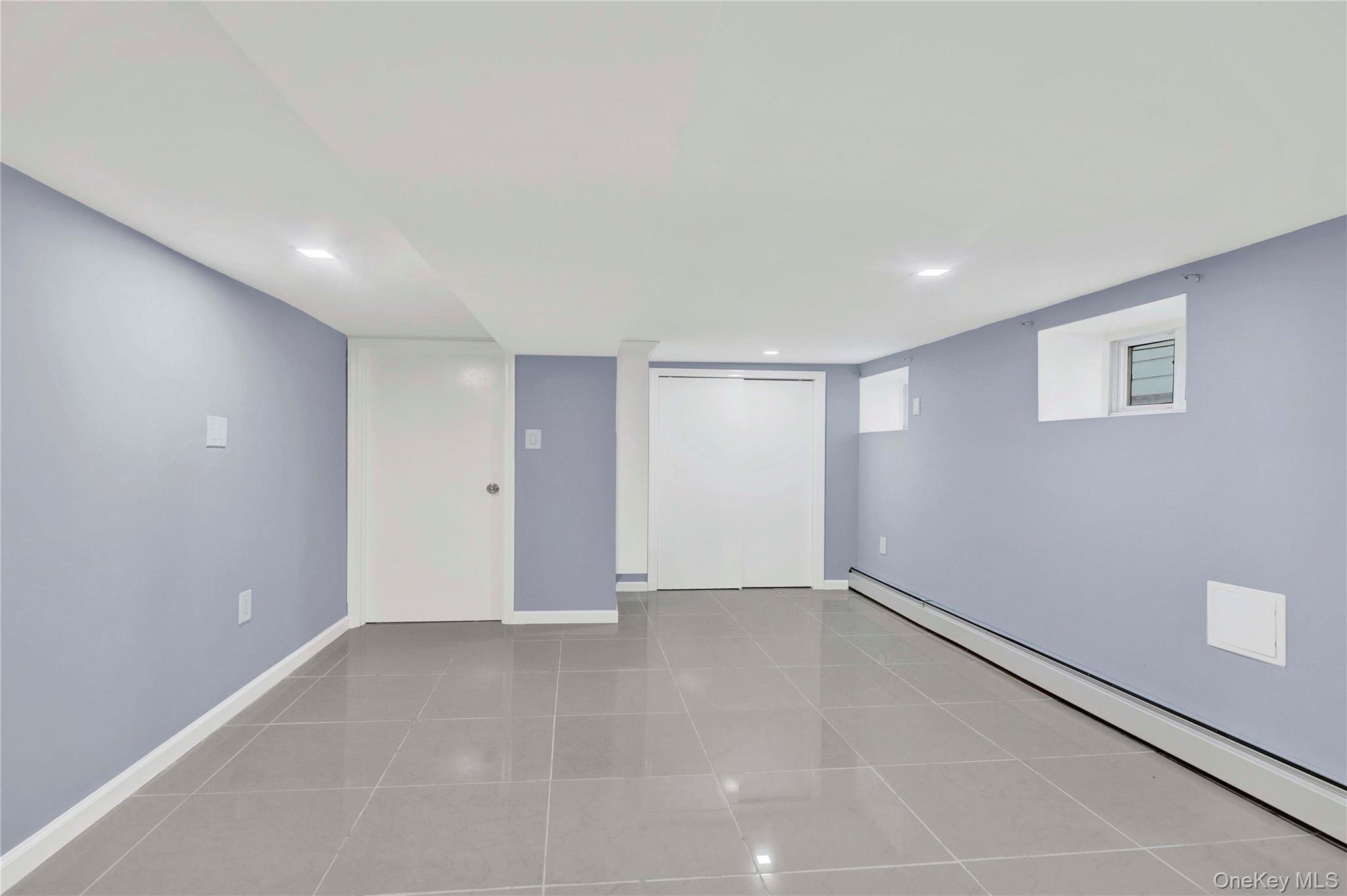 Single Family 118th Queens, NY 11434, MLS-958904-22