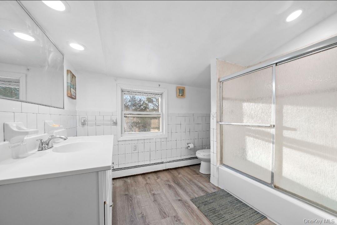 Single Family Village  Suffolk County, NY 11713, MLS-958921-15