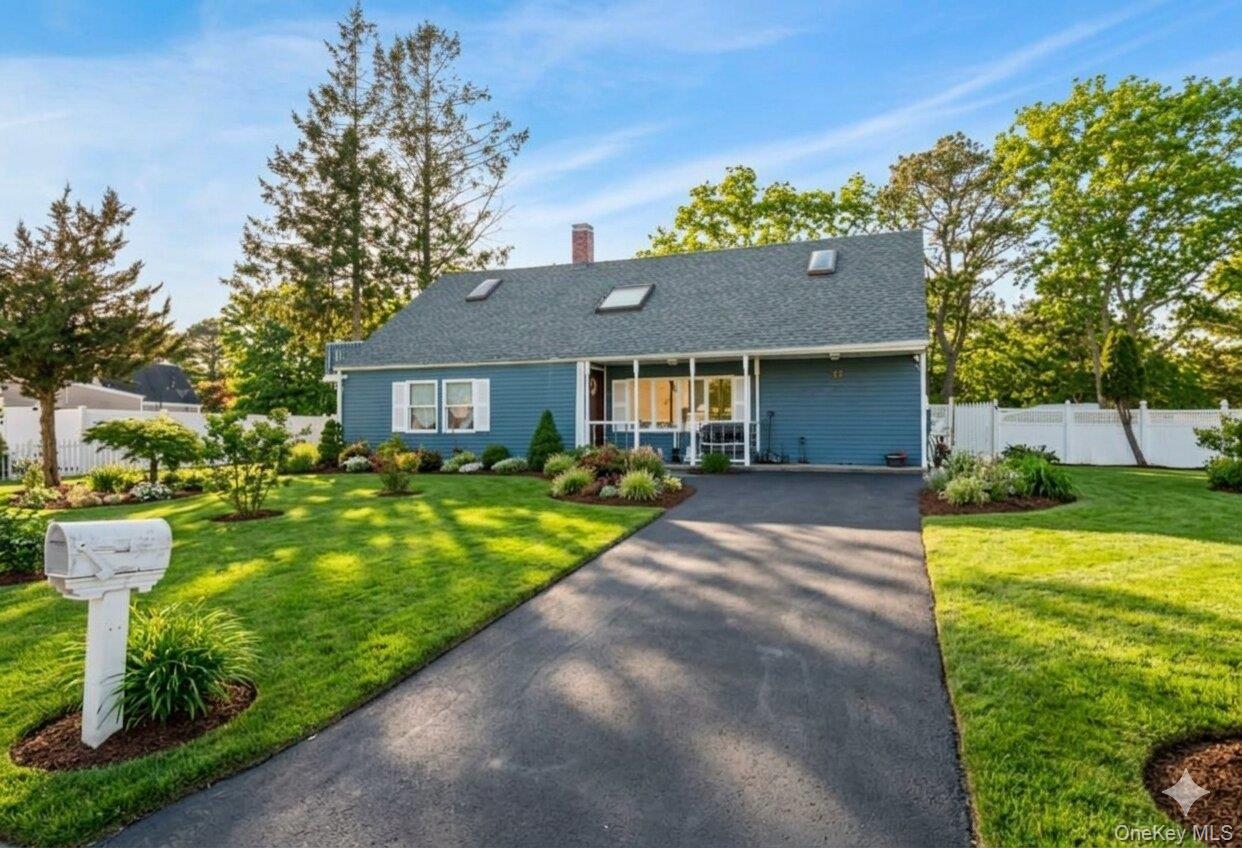 Single Family Village  Suffolk County, NY 11713, MLS-958921-3