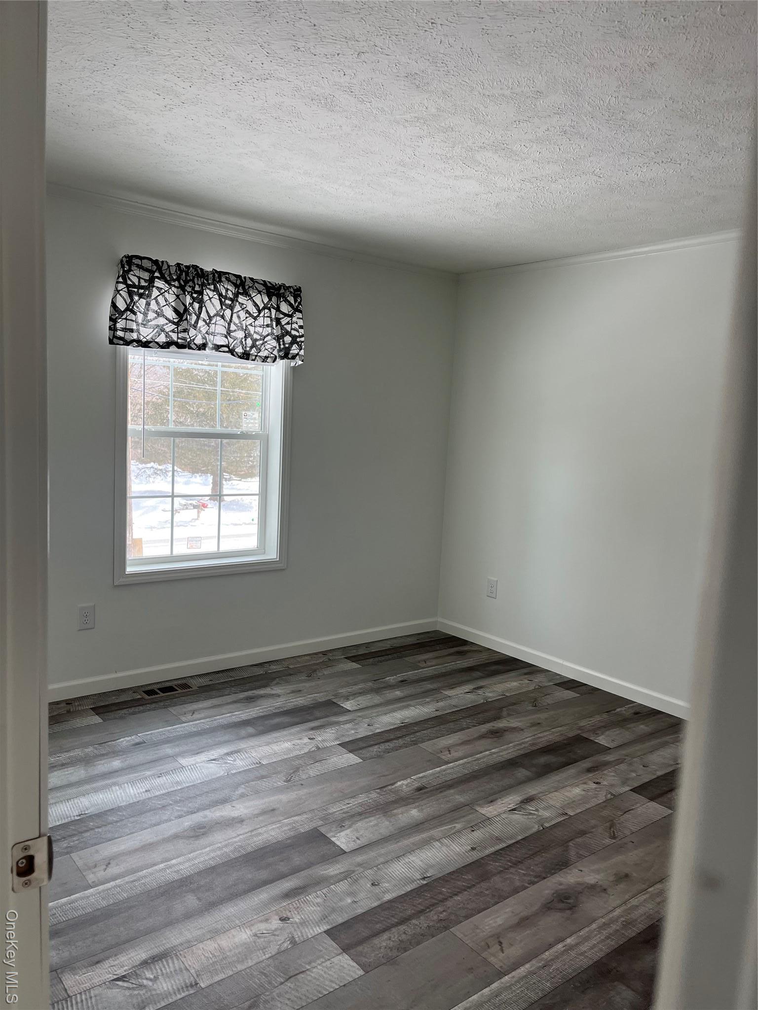 Single Family Debruce  Sullivan County, NY 12758, MLS-958929-11