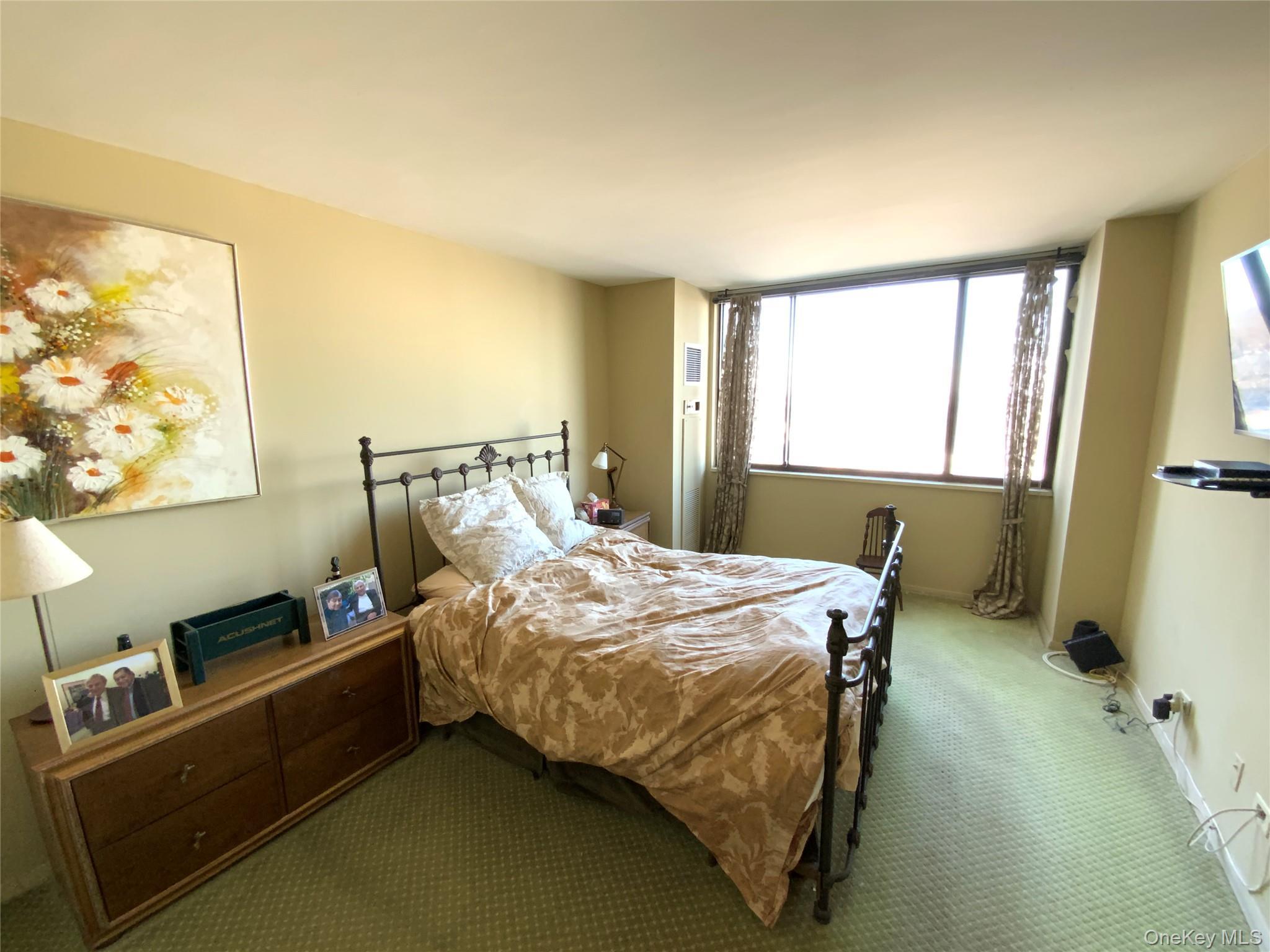 Coop Grand Central  Queens, NY 11005, MLS-958937-10