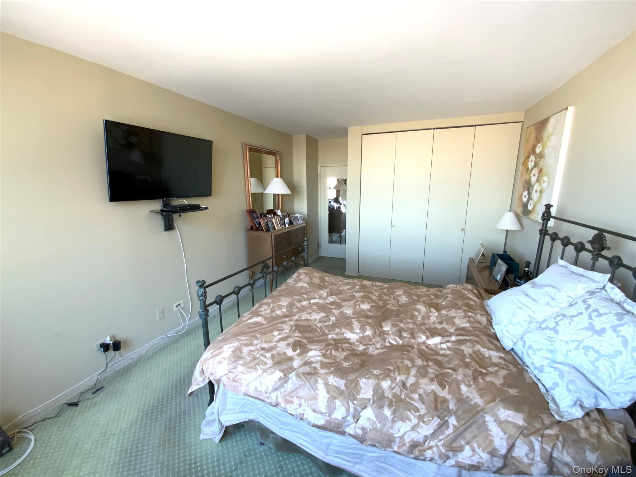 Coop Grand Central  Queens, NY 11005, MLS-958937-13