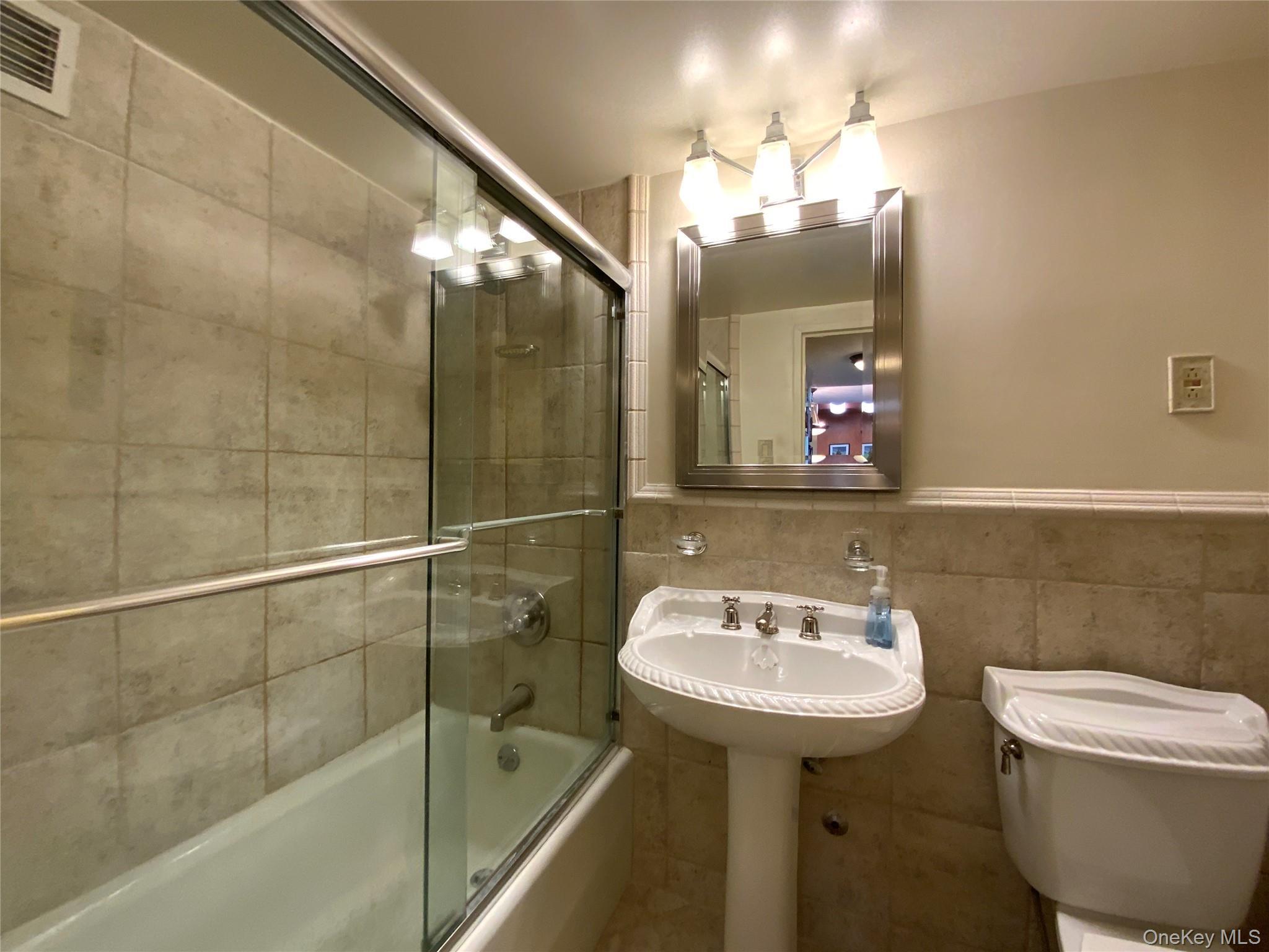 Coop Grand Central  Queens, NY 11005, MLS-958937-14