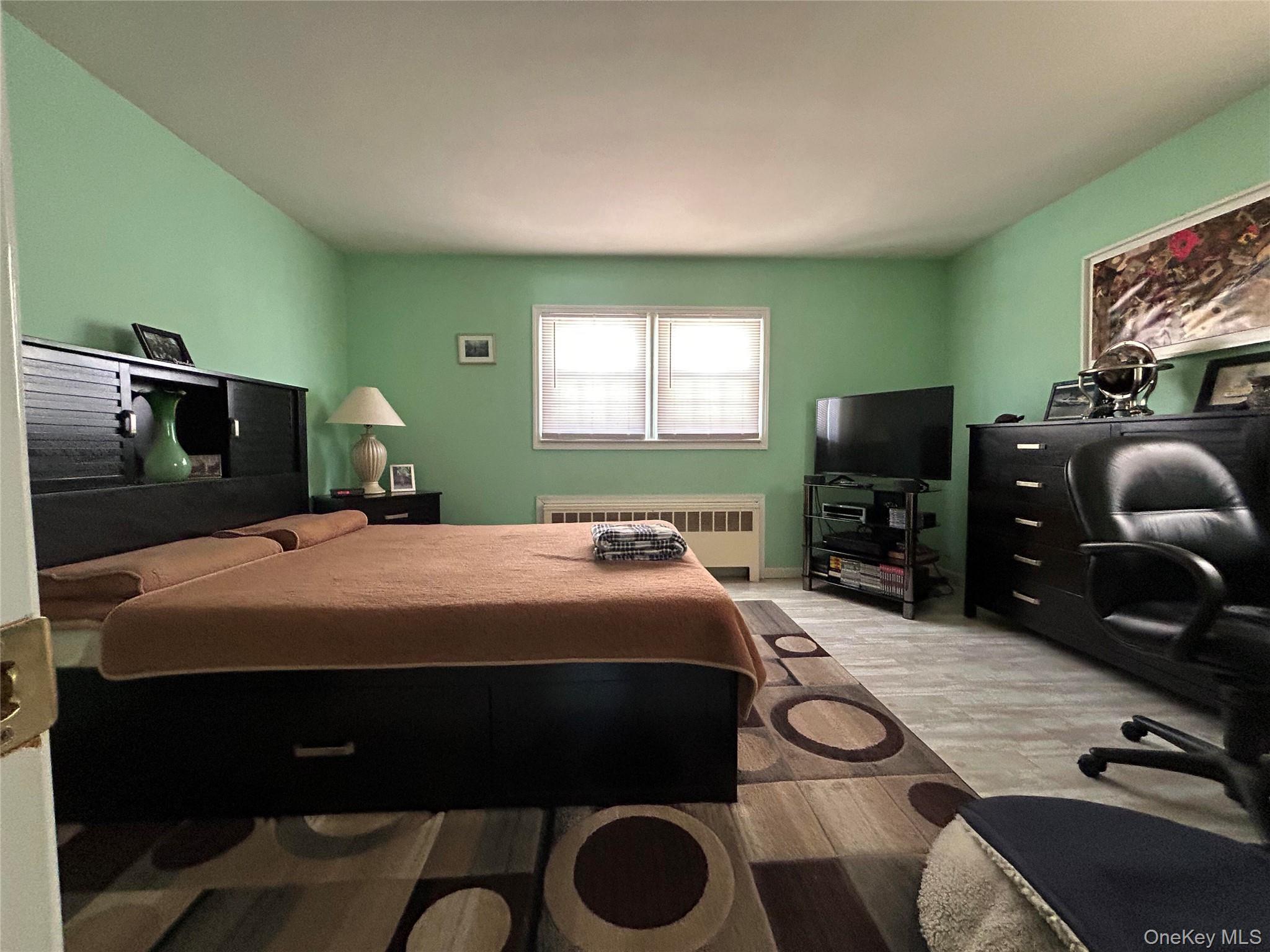 Single Family Hyman  Suffolk County, NY 11706, MLS-958951-17