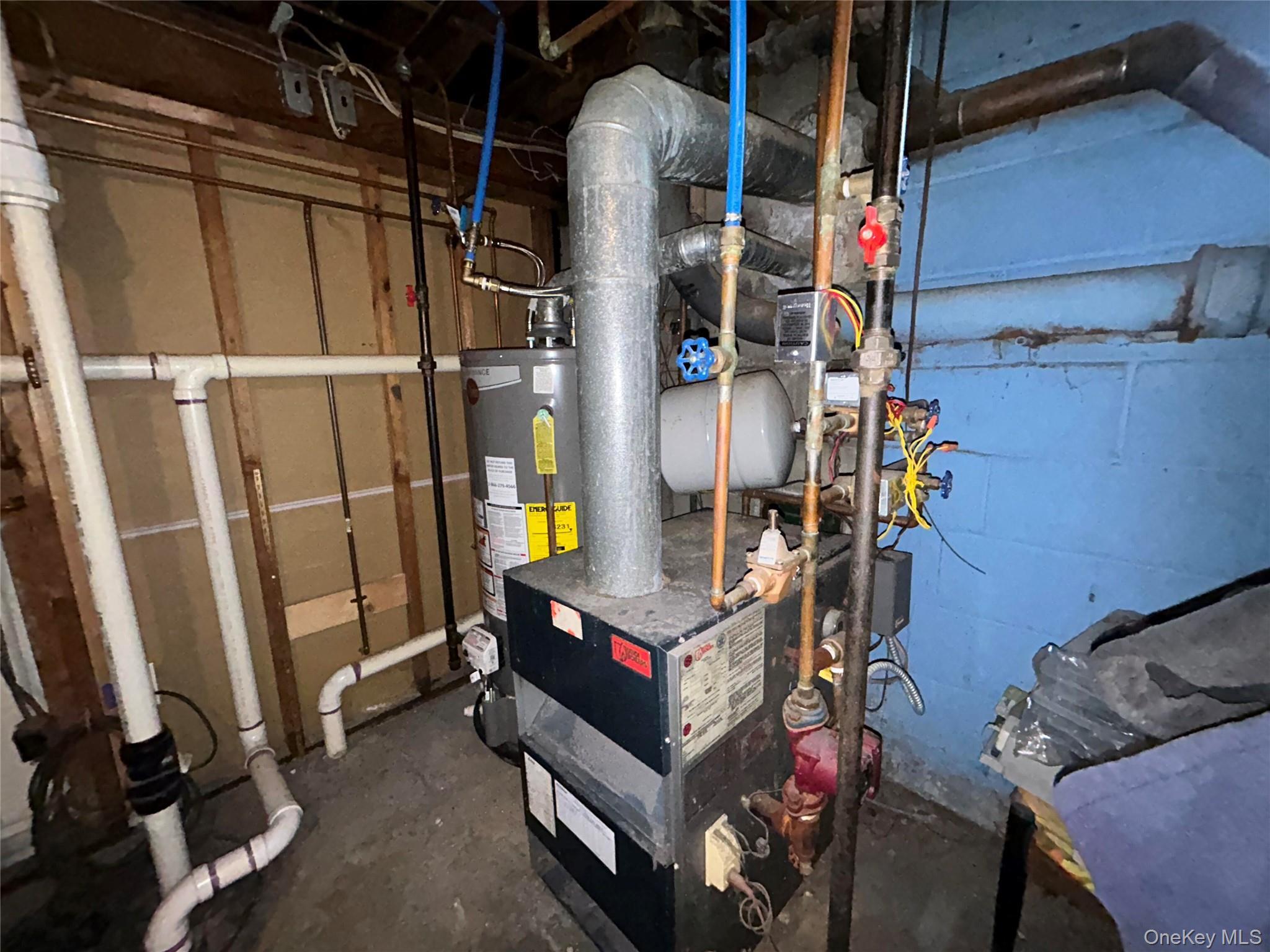 Single Family Hyman  Suffolk County, NY 11706, MLS-958951-26