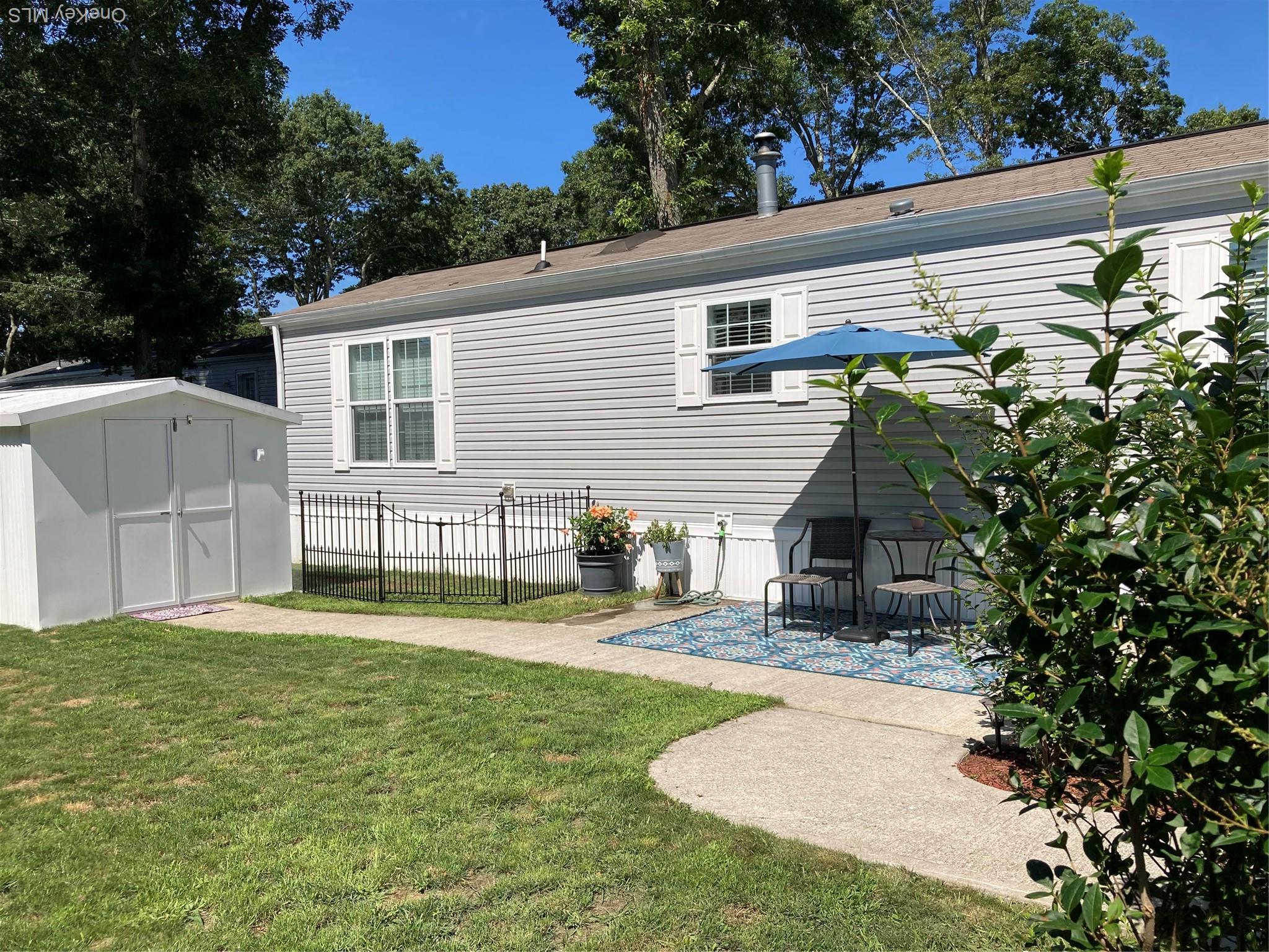 Single Family Old Country  Suffolk County, NY 11901, MLS-958982-11