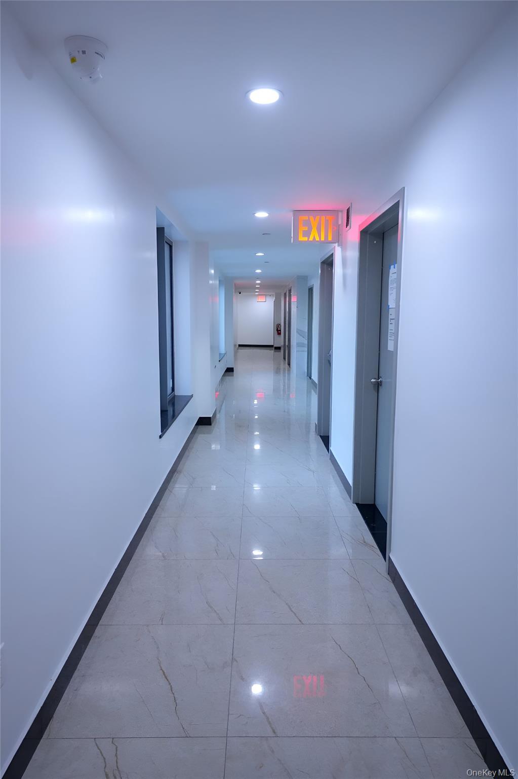 Condo Queens  Queens, NY 11377, MLS-959073-11