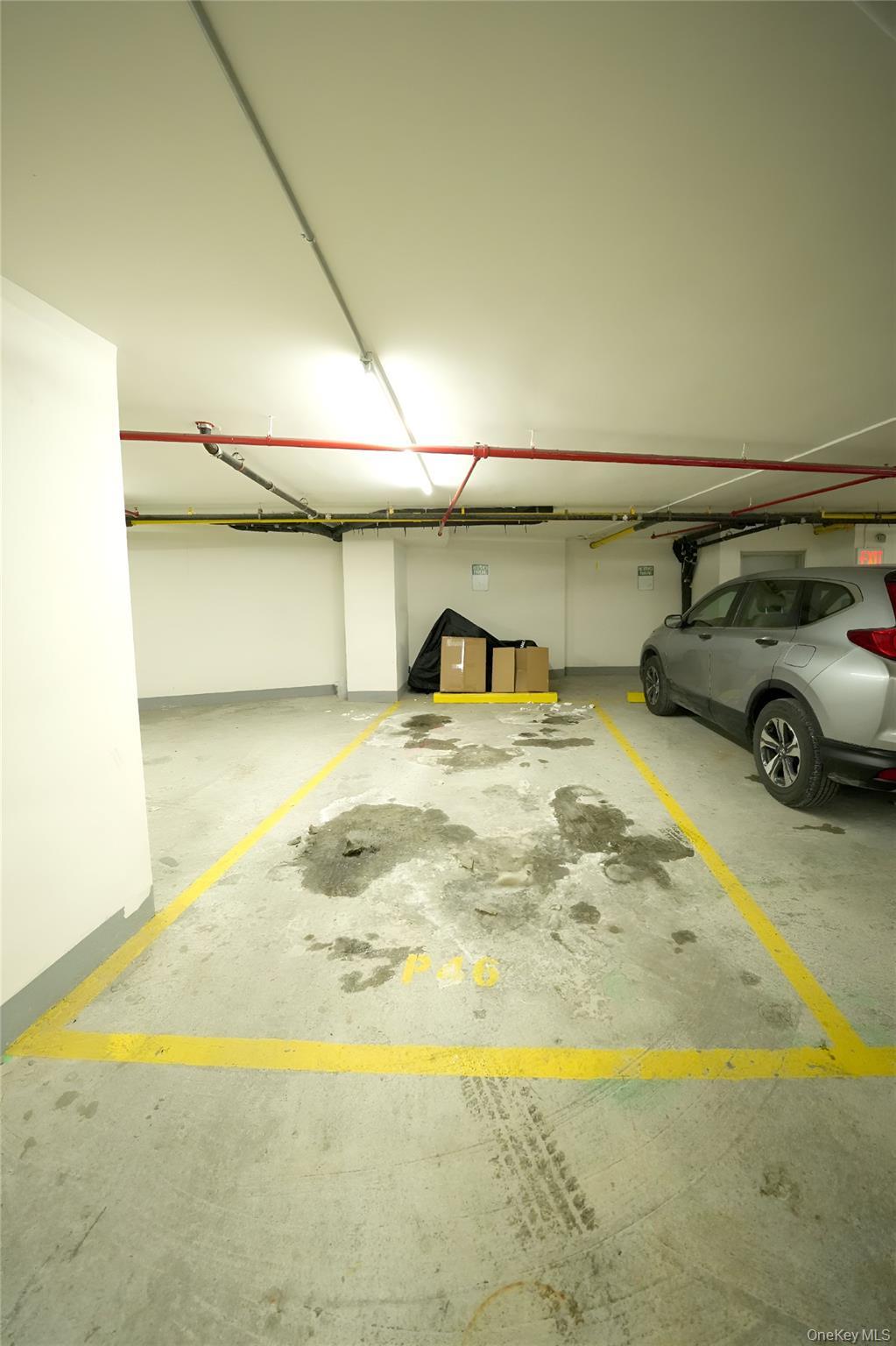 Condo Queens  Queens, NY 11377, MLS-959073-15