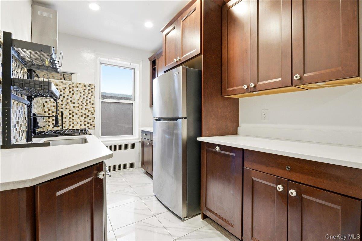 Coop 76th  Queens, NY 11375, MLS-959074-18