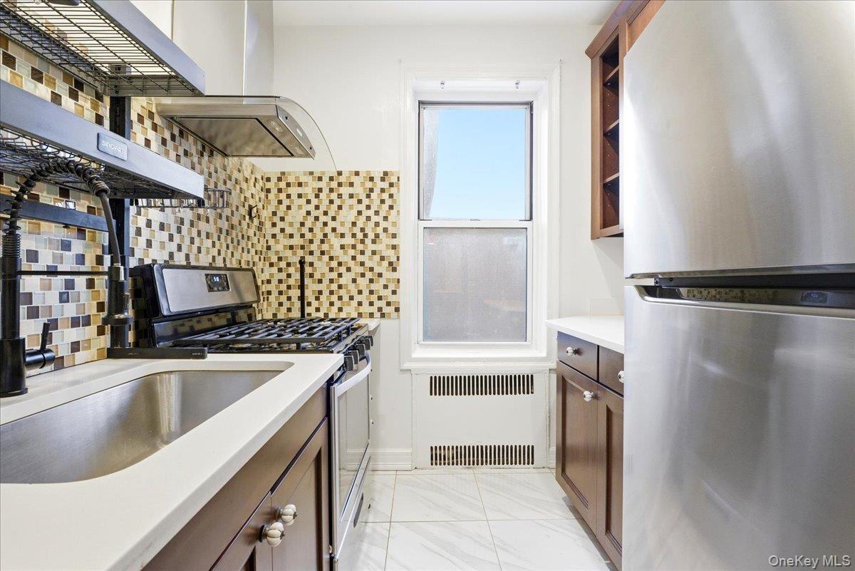 Coop 76th  Queens, NY 11375, MLS-959074-19