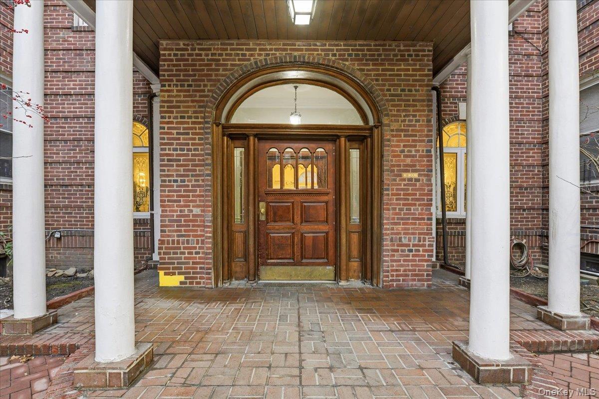 Coop 76th  Queens, NY 11375, MLS-959074-2